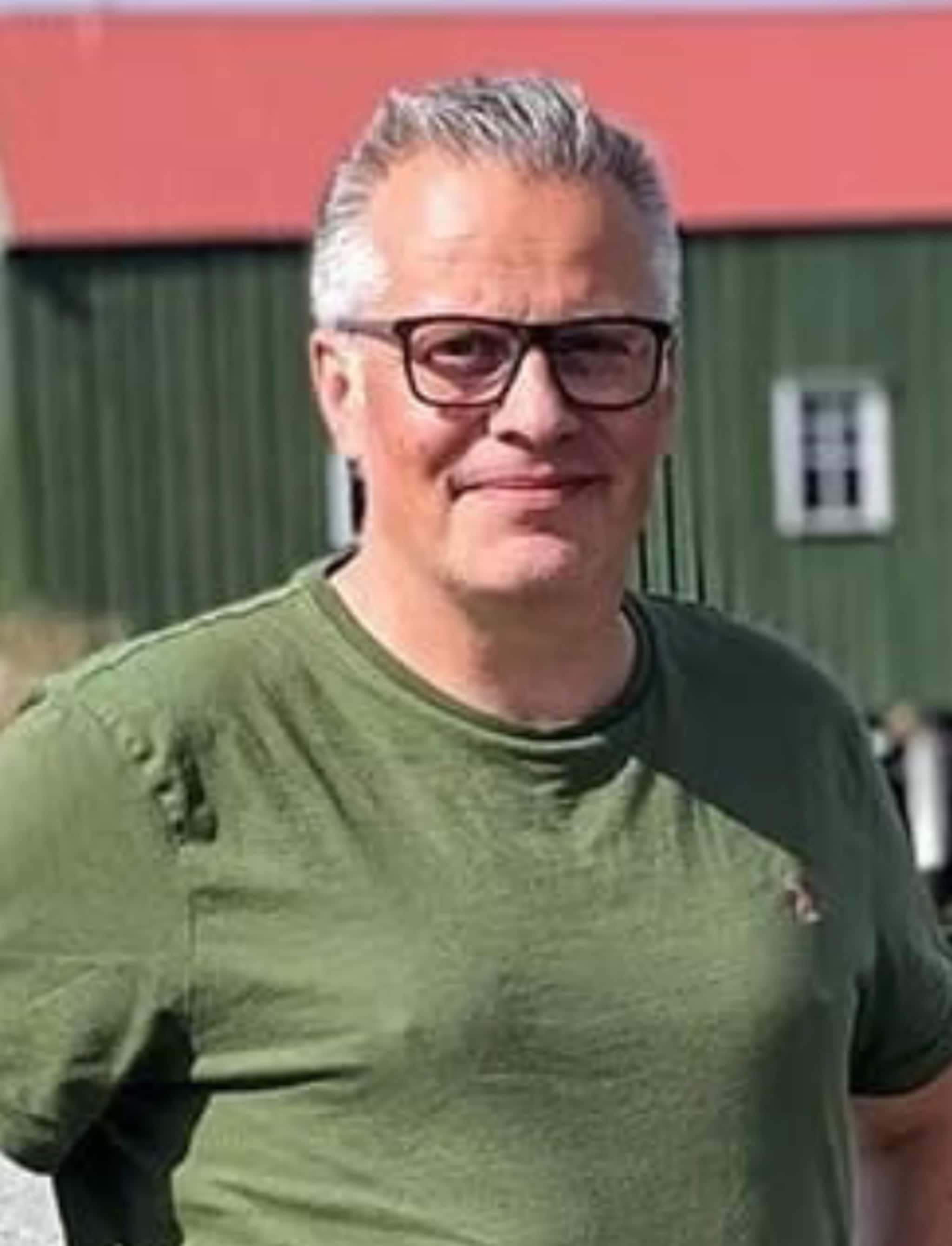 Albert ble nektet å reise med buss – Nå har saken vært oppe i fylkesutvalget