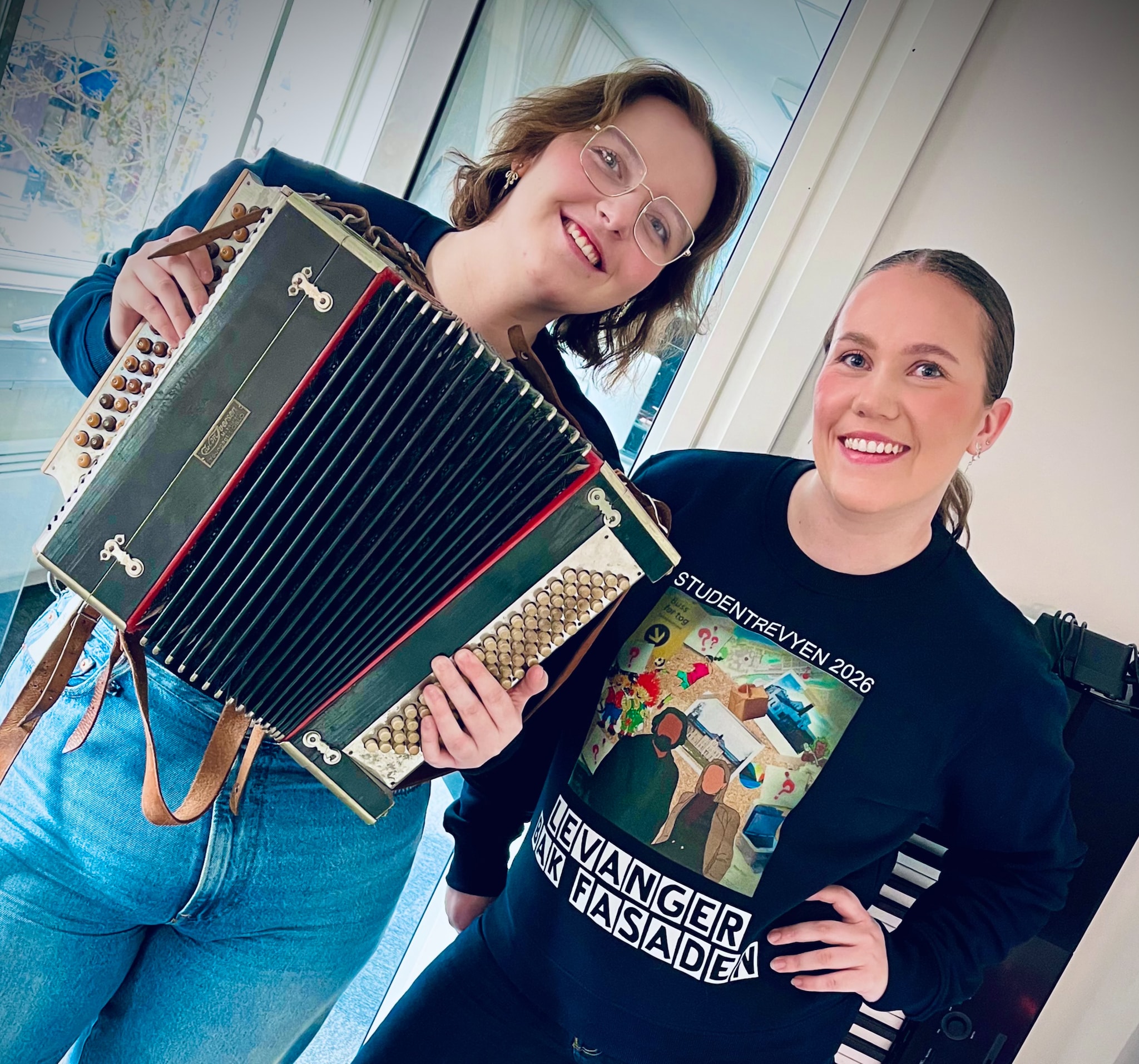 Levanger Bak Fasaden - en revy