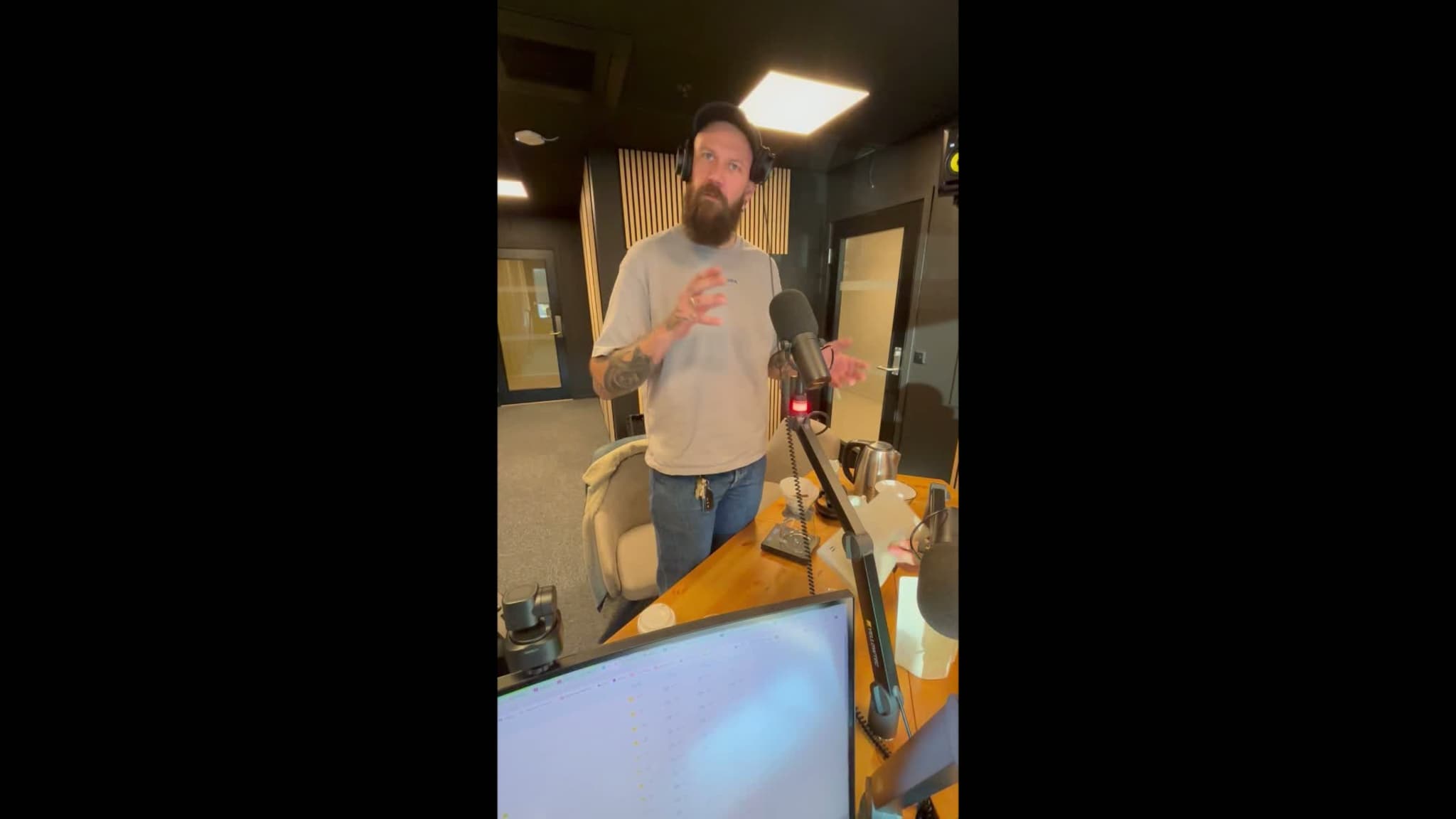 KaffeBrygging på direkten i radiostudio