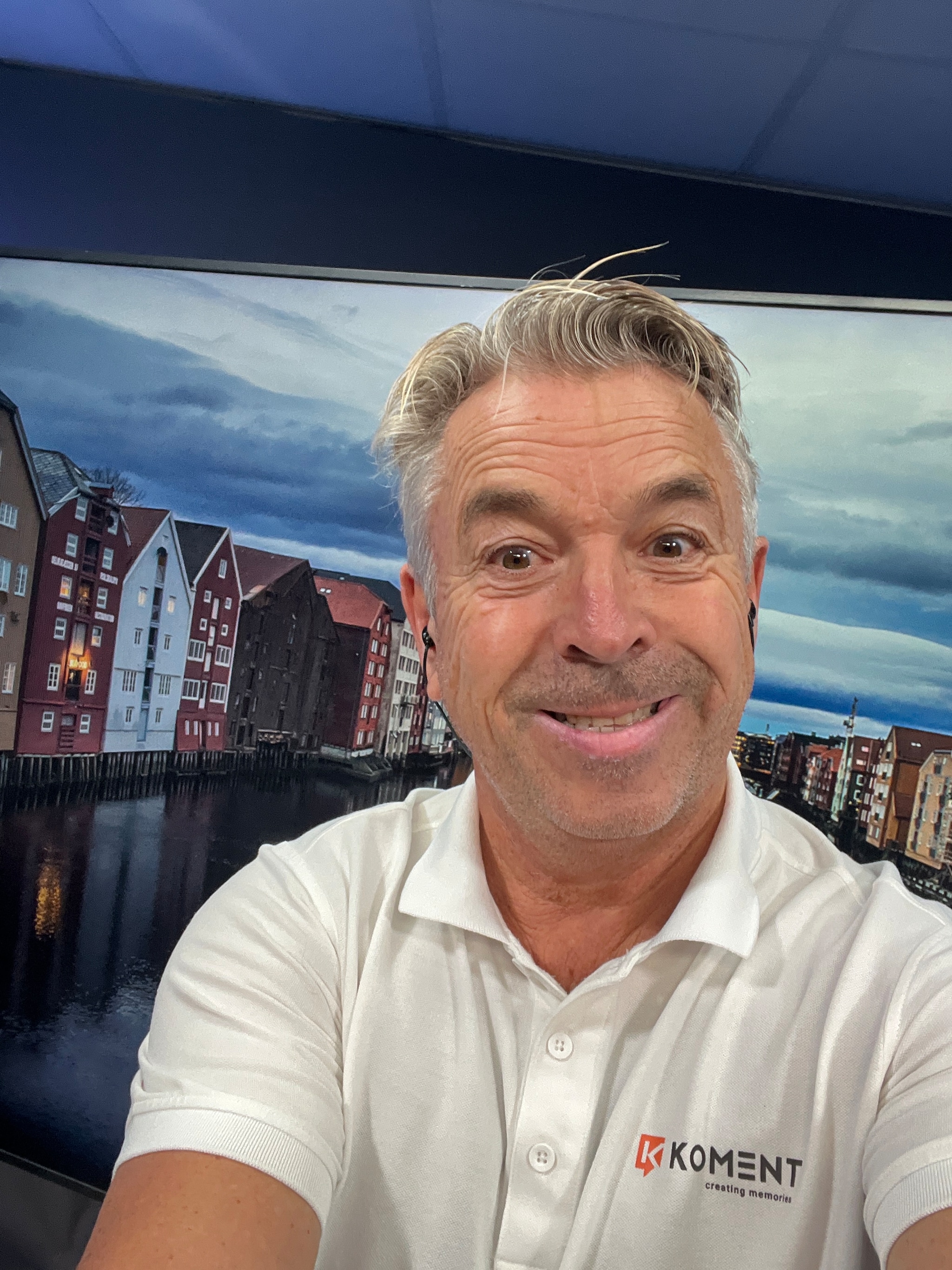 Mini er klar for en stor fotballkveld: - Usannsynlig at vi ikke vinner