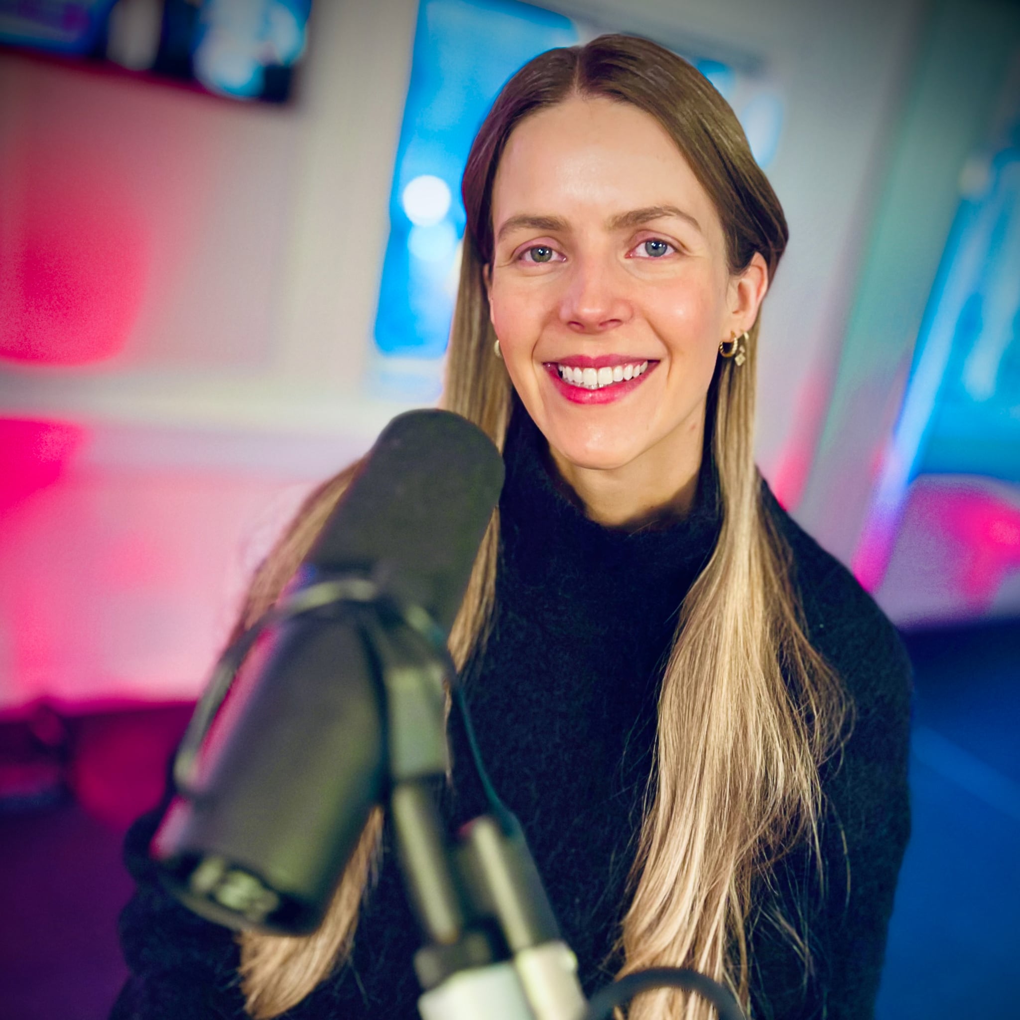 Når man lager julesang i Juli hjelper det å drømme seg bort til Røros