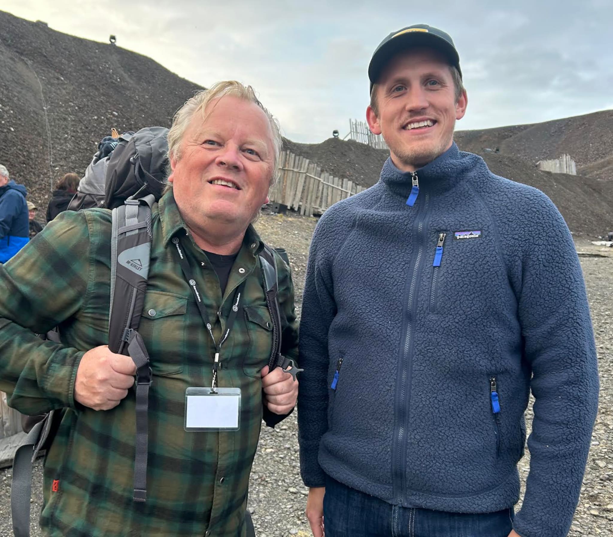 Morten og Christian koser seg på Elden