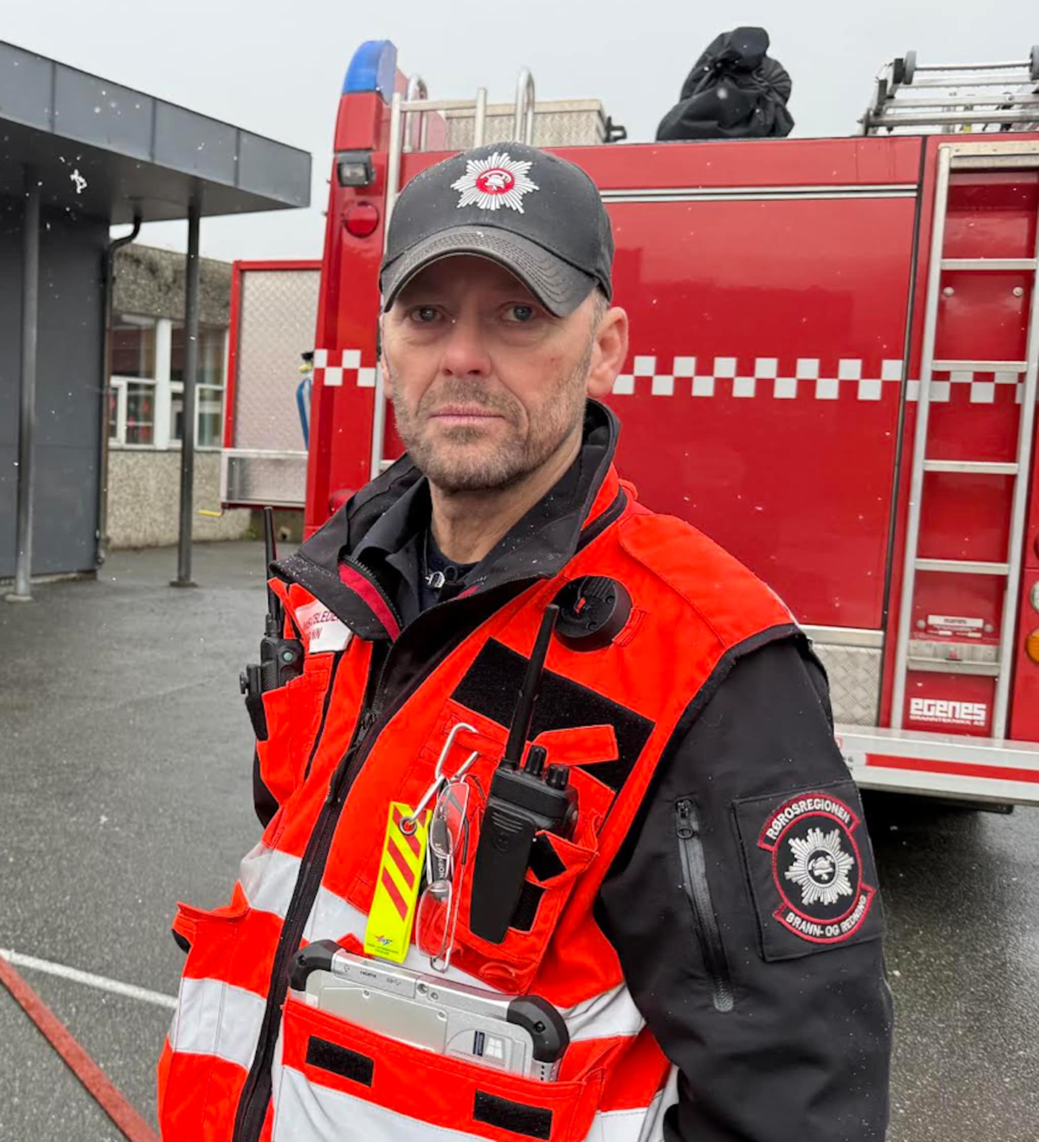 Flom på Hov Skole: - Skolen blir mest sannsynlig stengt ut uken
