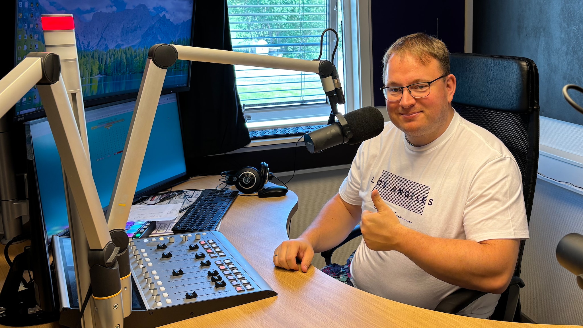 Radiobingo på Nea Radio