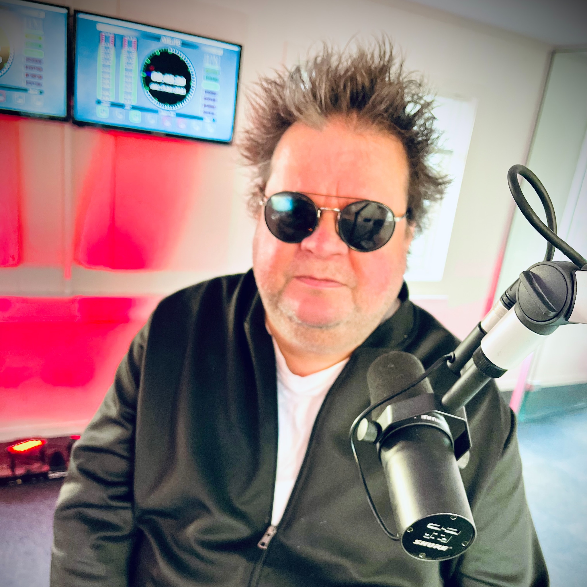 Feirer 60-årsdag med hemmelige overraskelser