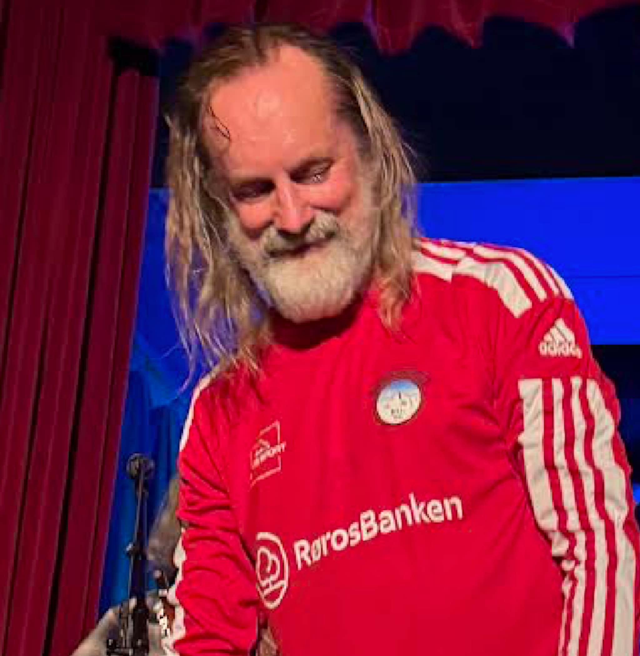 Bare Egil Spillemannslag fylte Sangerhuset