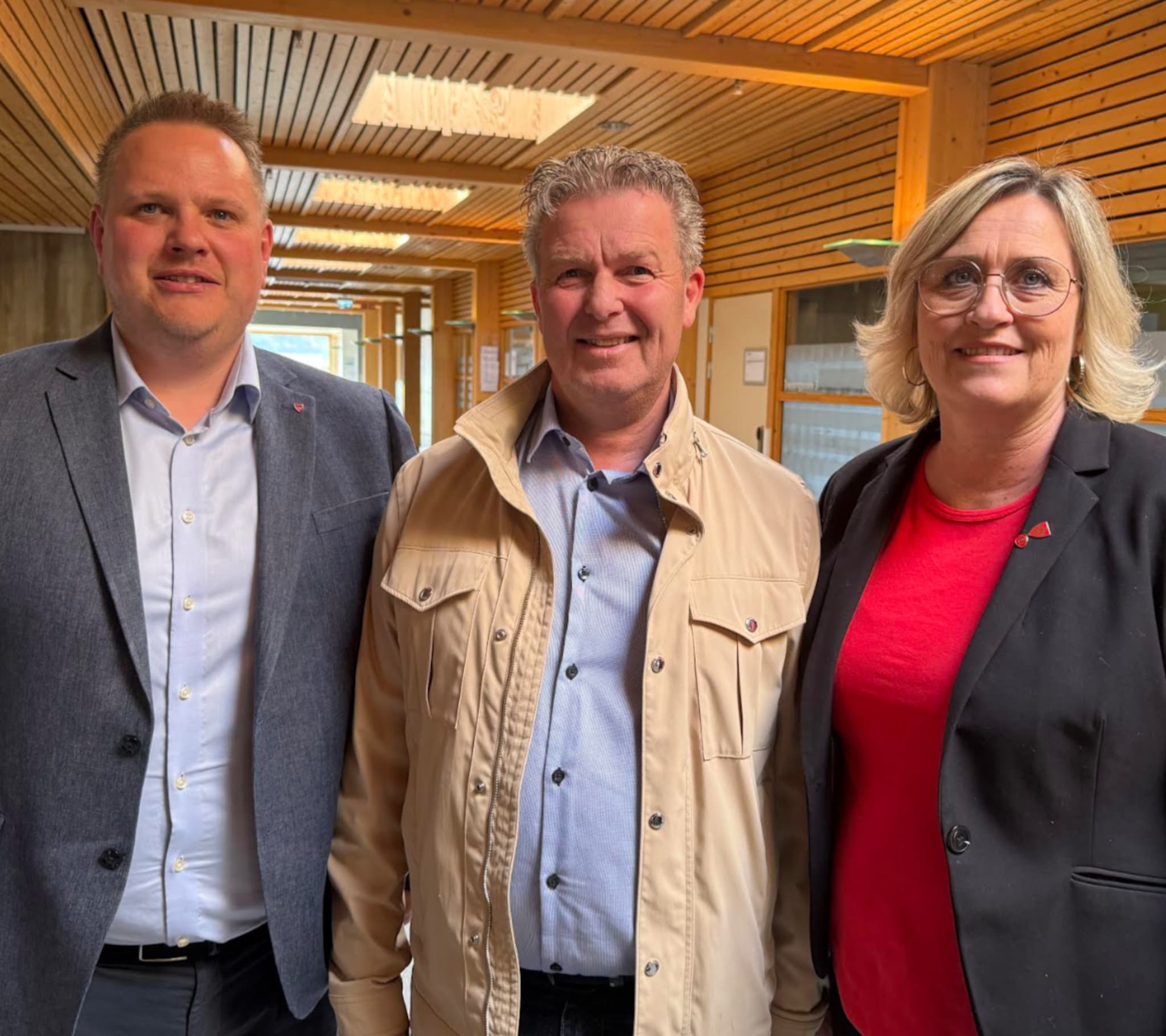 Ordførere samlet på Unicare Røros: Krever stans i rehabiliteringsanbudene