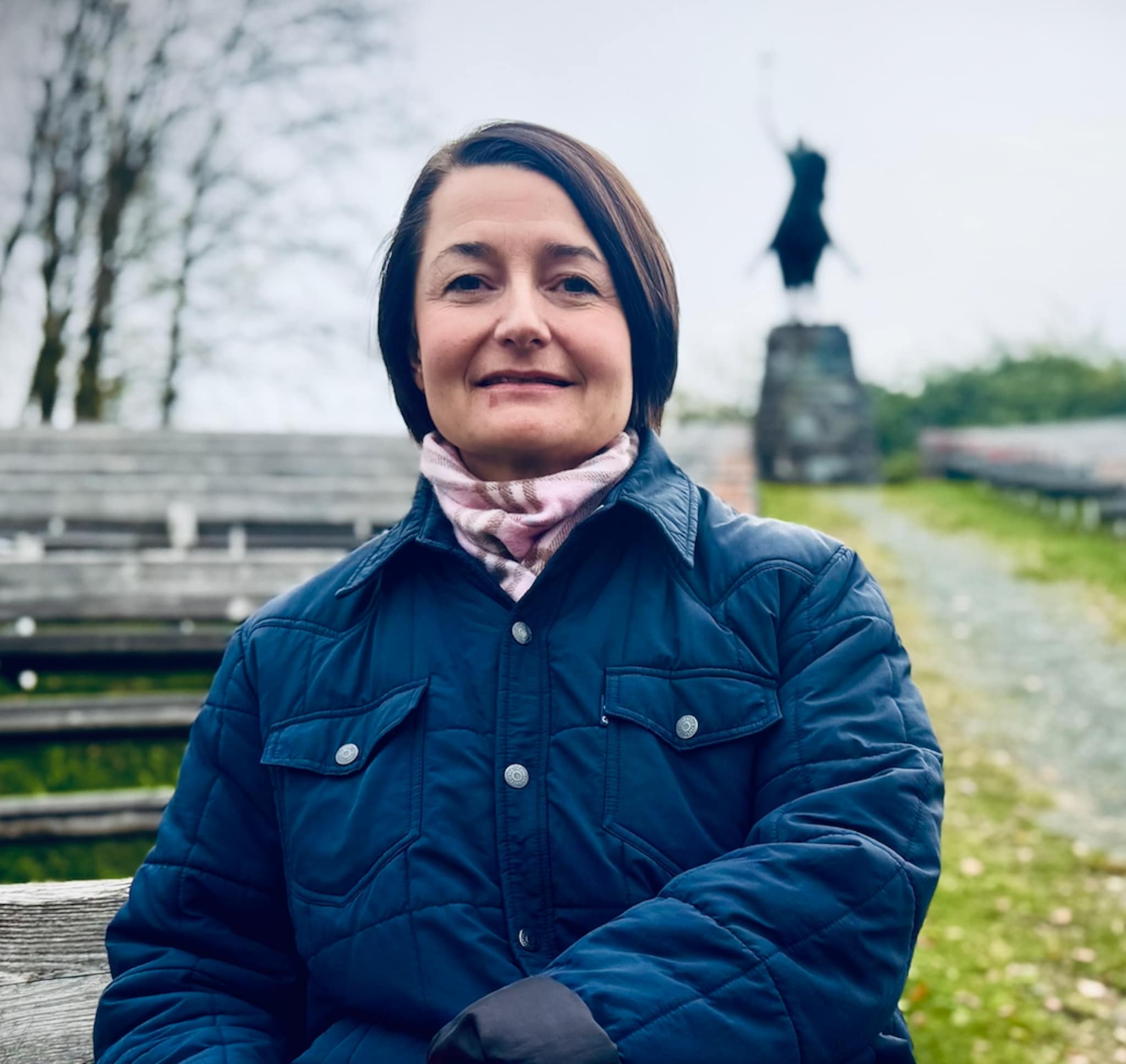 Kan skjulte funn gi ny kunnskap om Olav den hellige? Forskere ser nå under bakken på Stiklestad