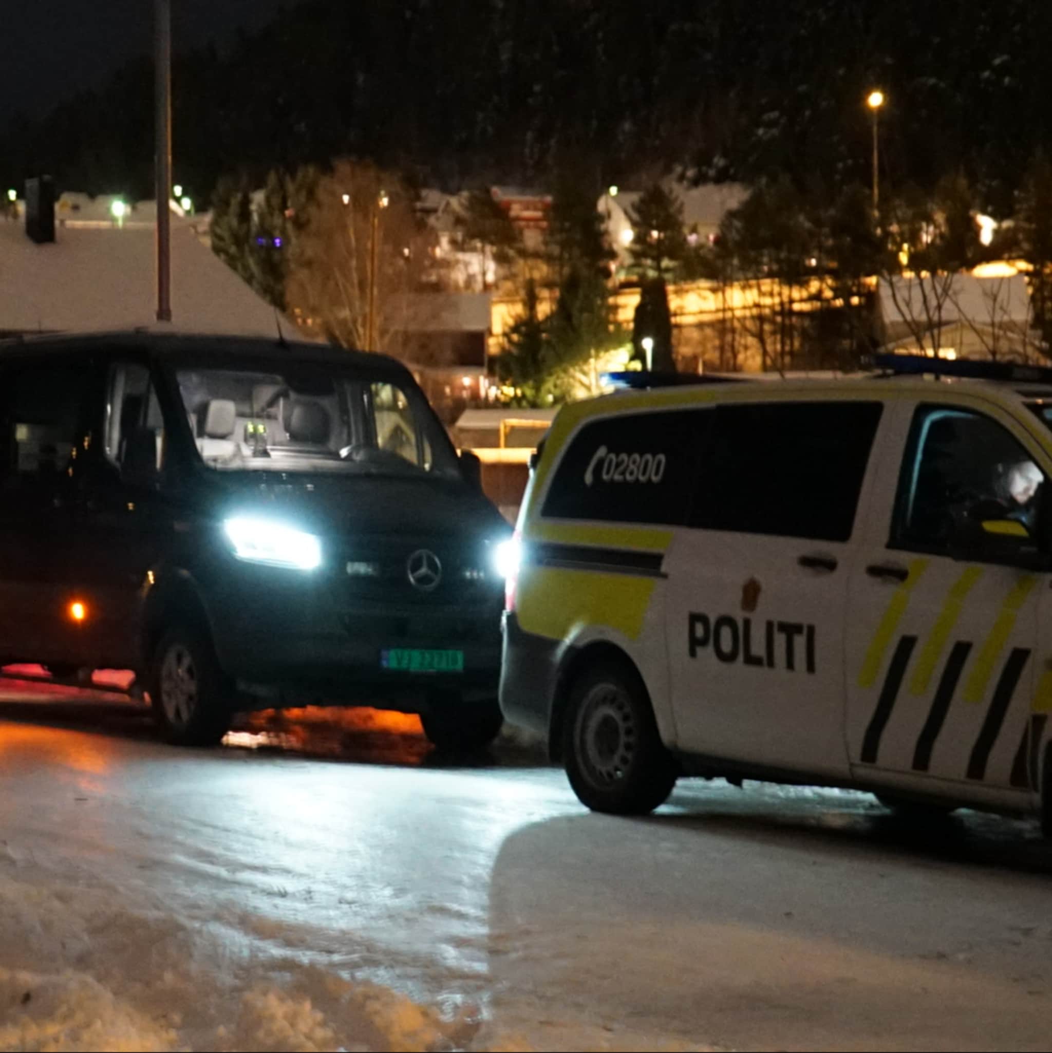 Mannen som ble funnet død kan ha kutta seg på glass