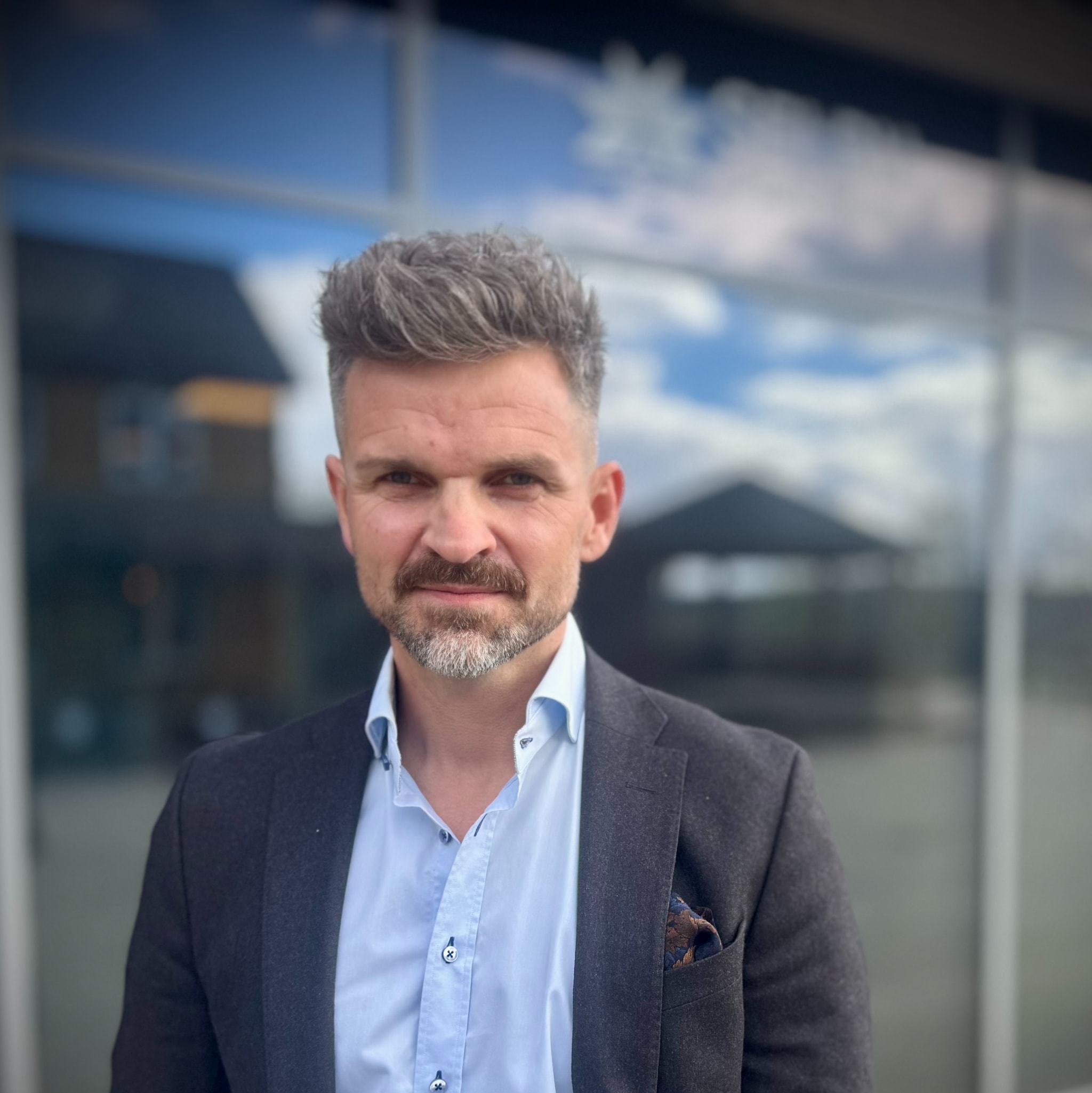 Spent på reaksjonene før møte