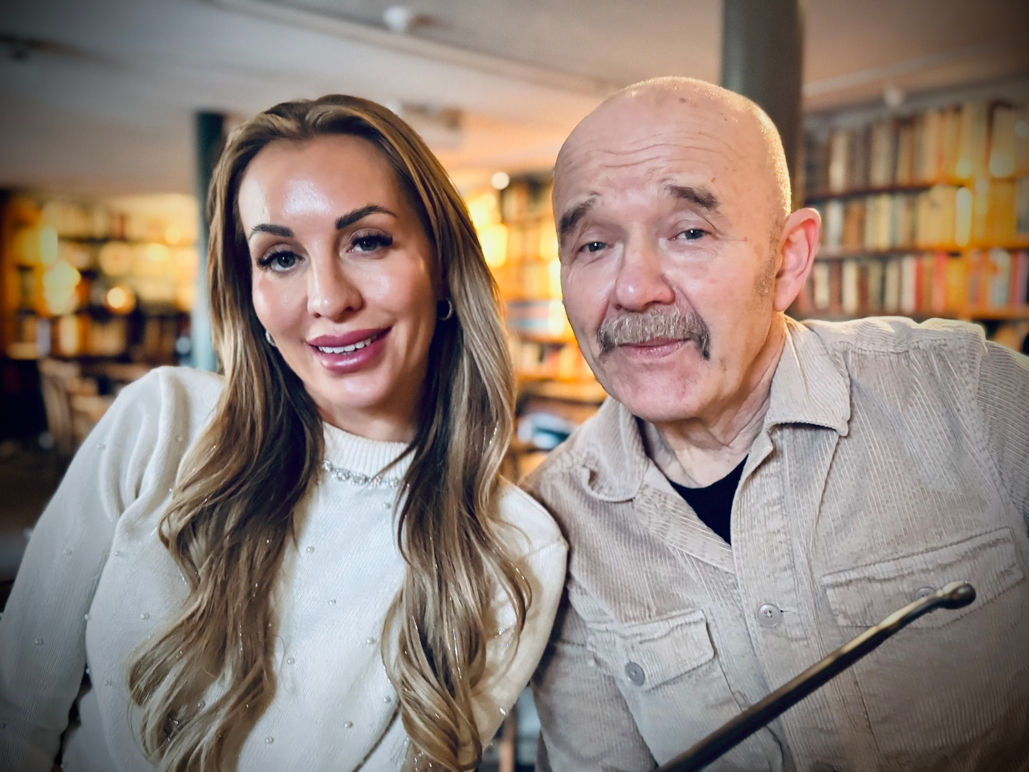 Carina Dahl og Ulf Risnes på Antikvariatet