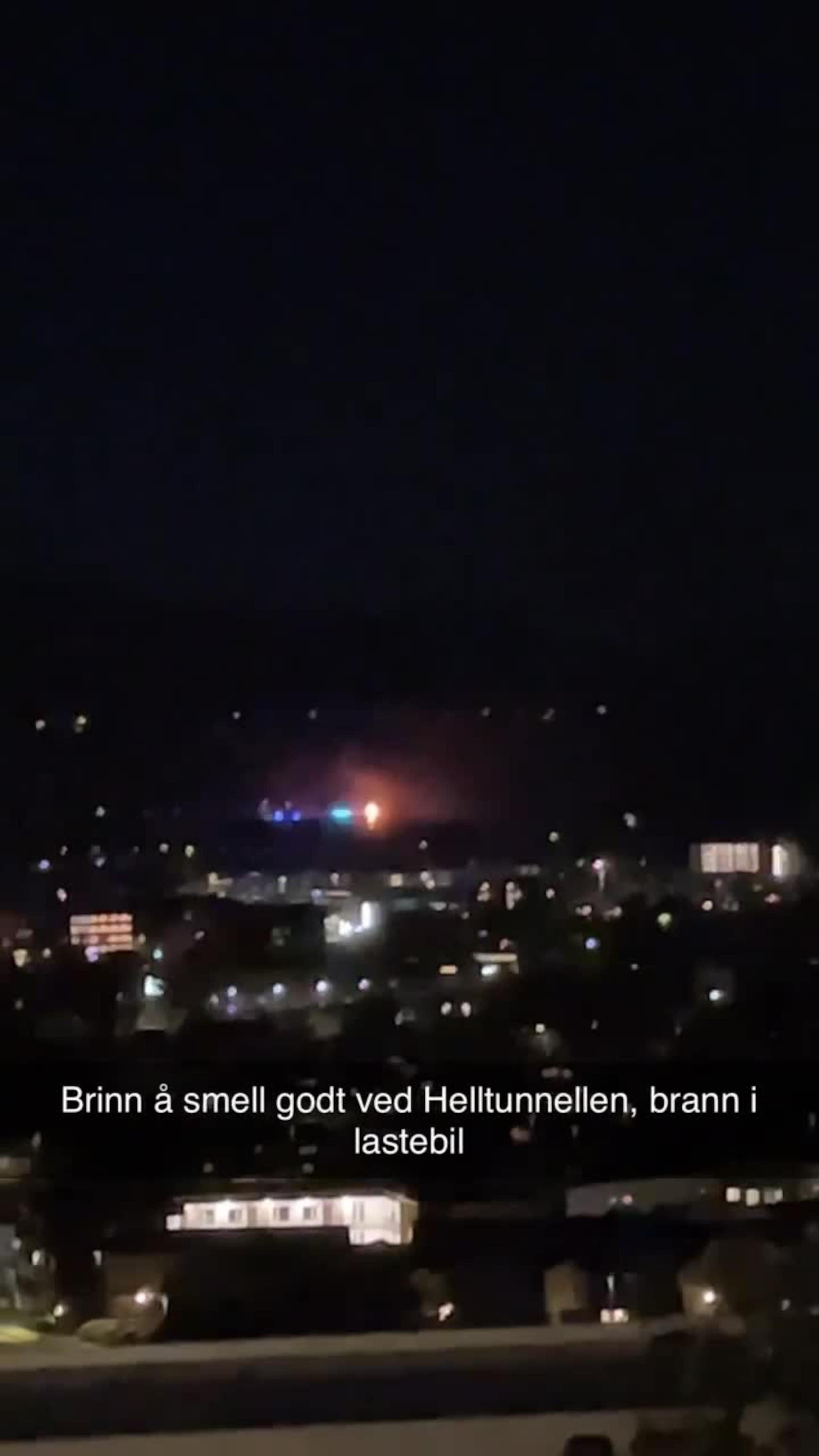 Brann i lastebil i Helltunnelen
