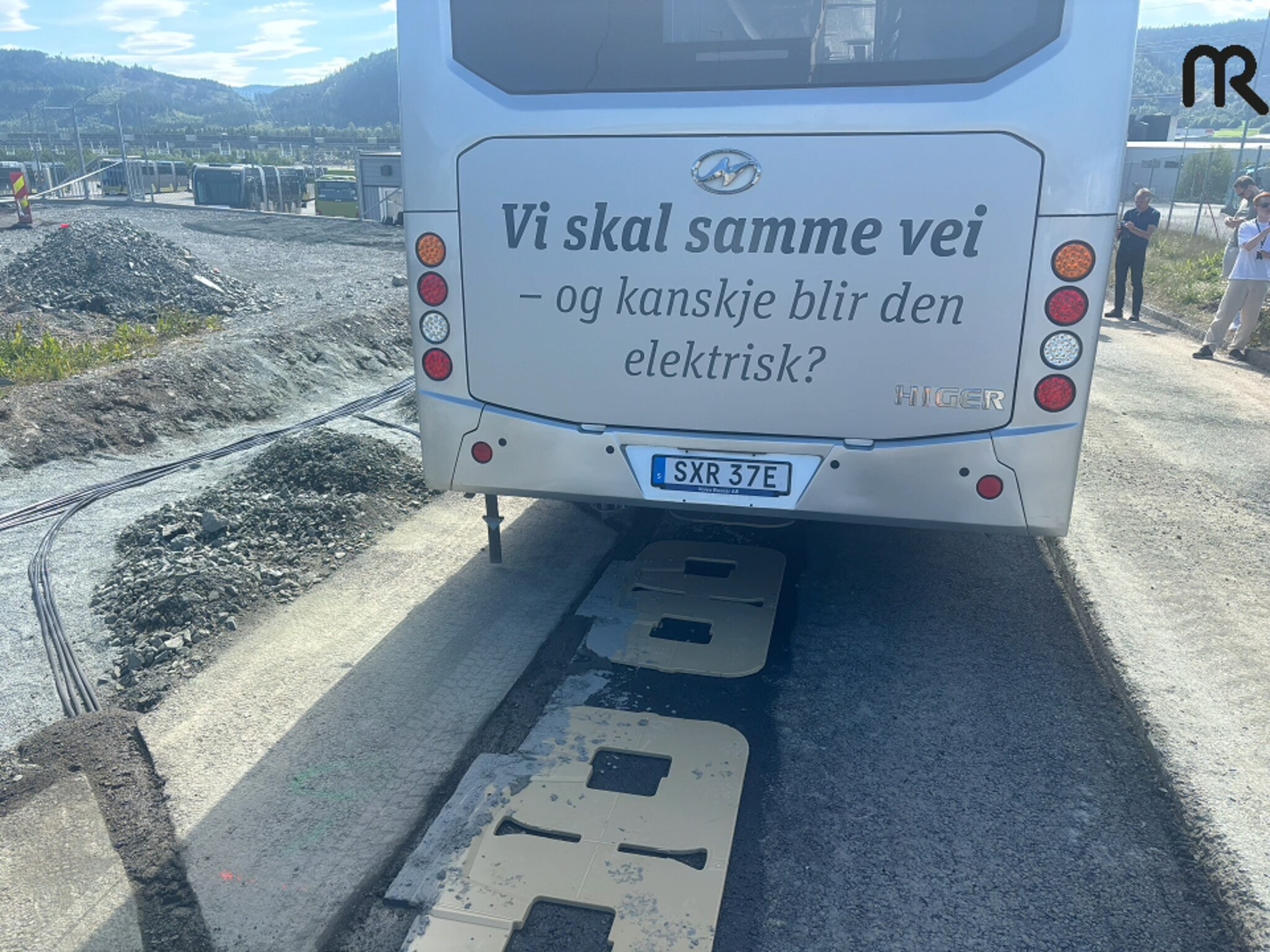 ATB med induksjonsladning av busser