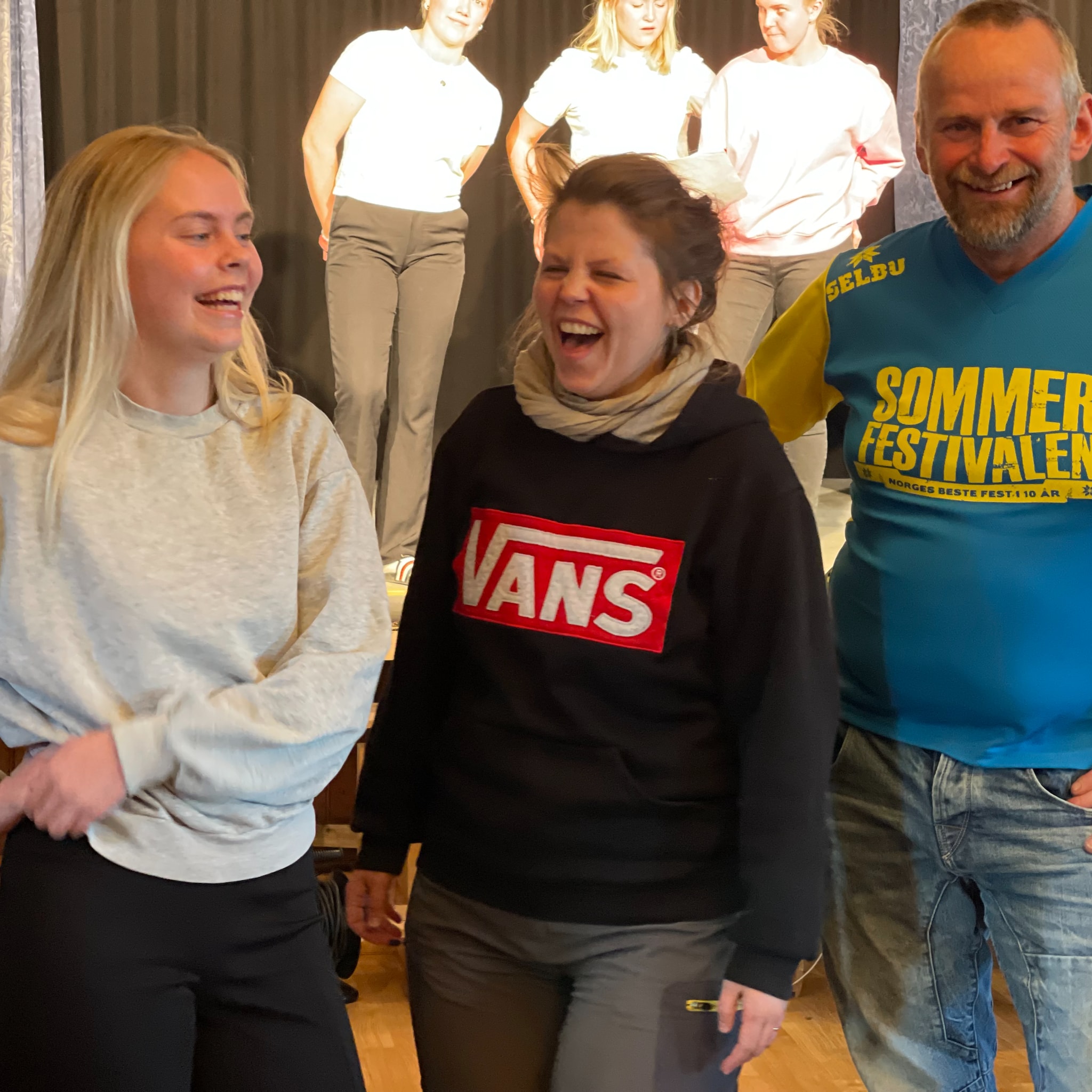 Snart premiere på revyen "Futt i Framheim"