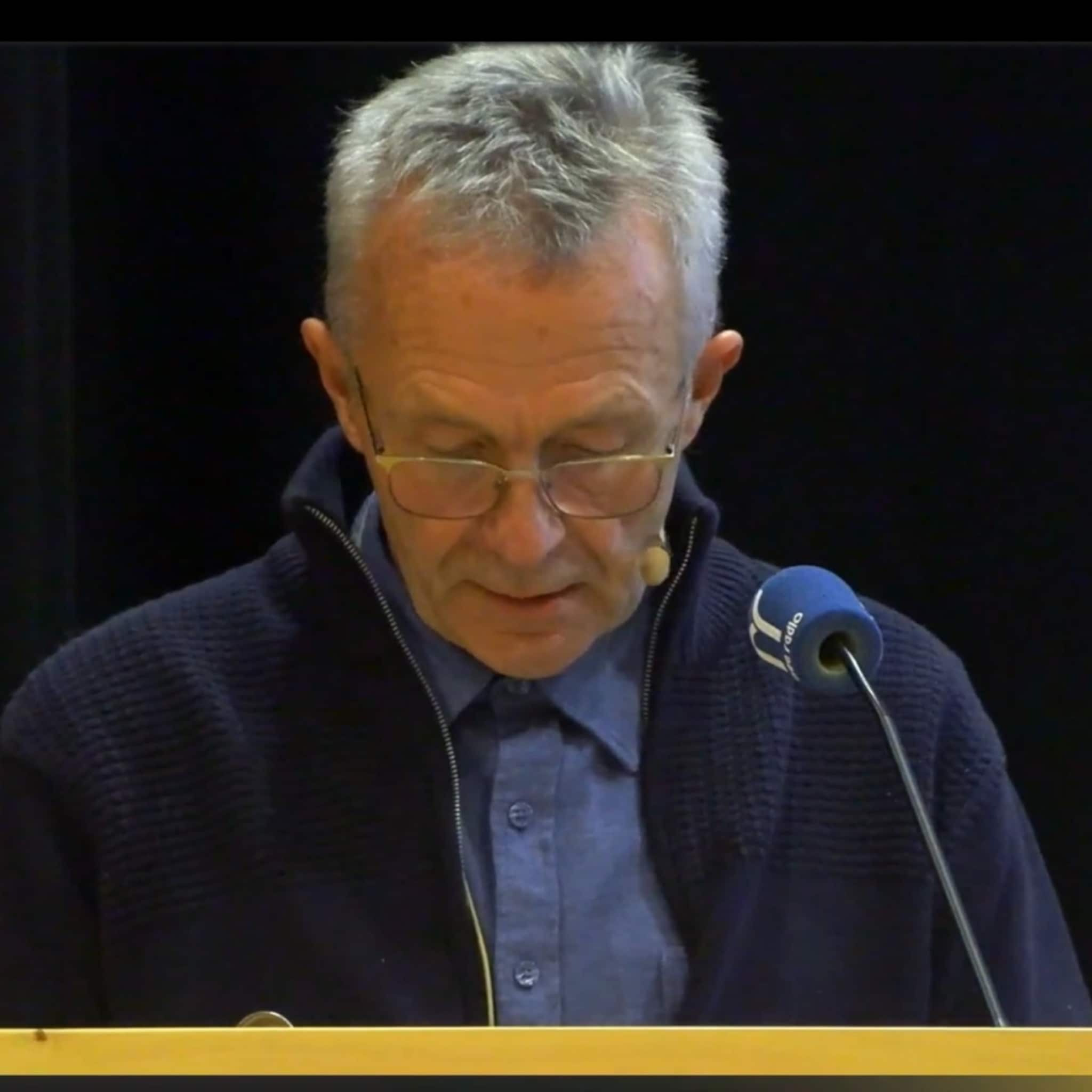 - Like greit å stå på egne bein