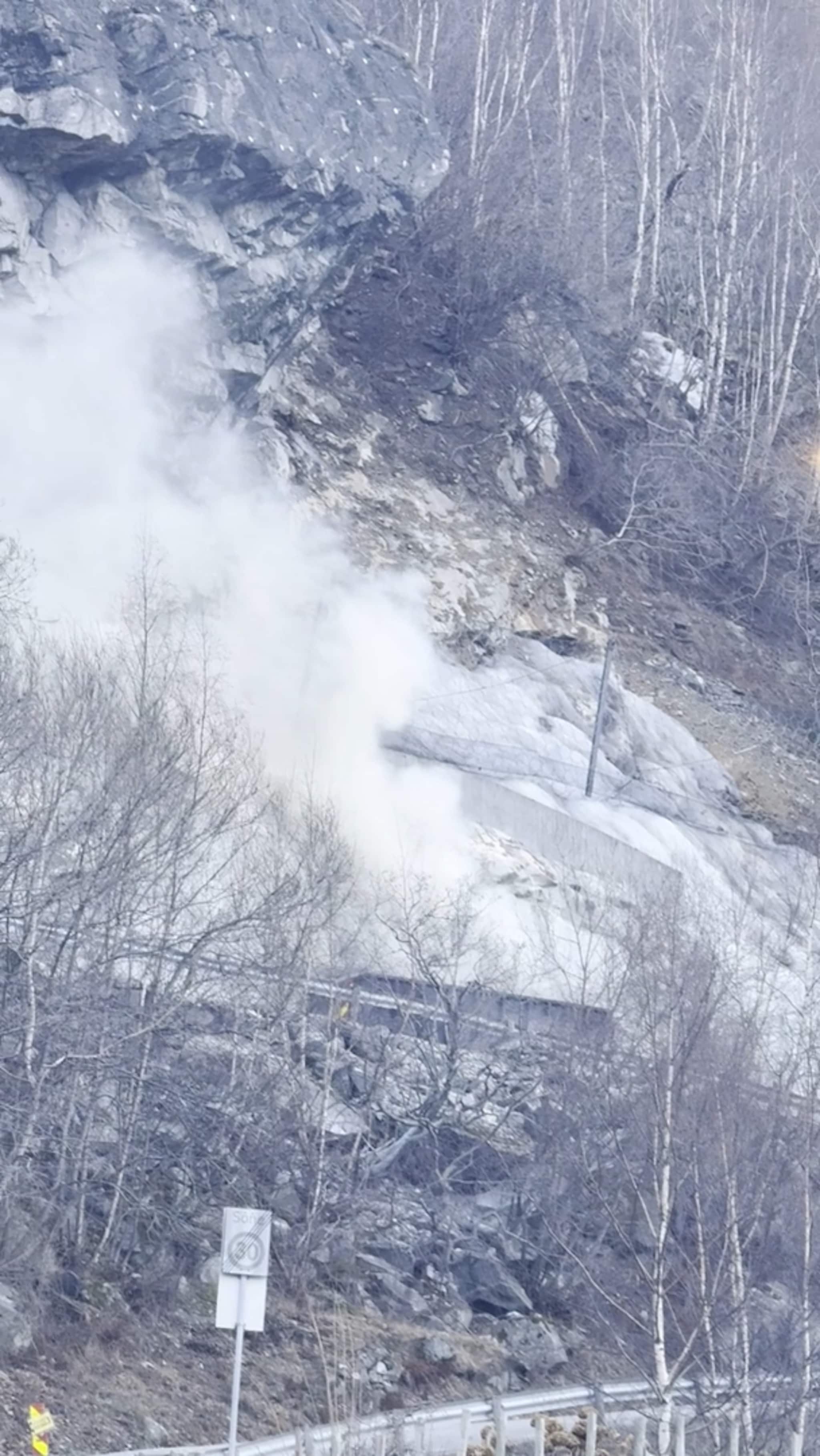 Sprenging i Fardalssvingane