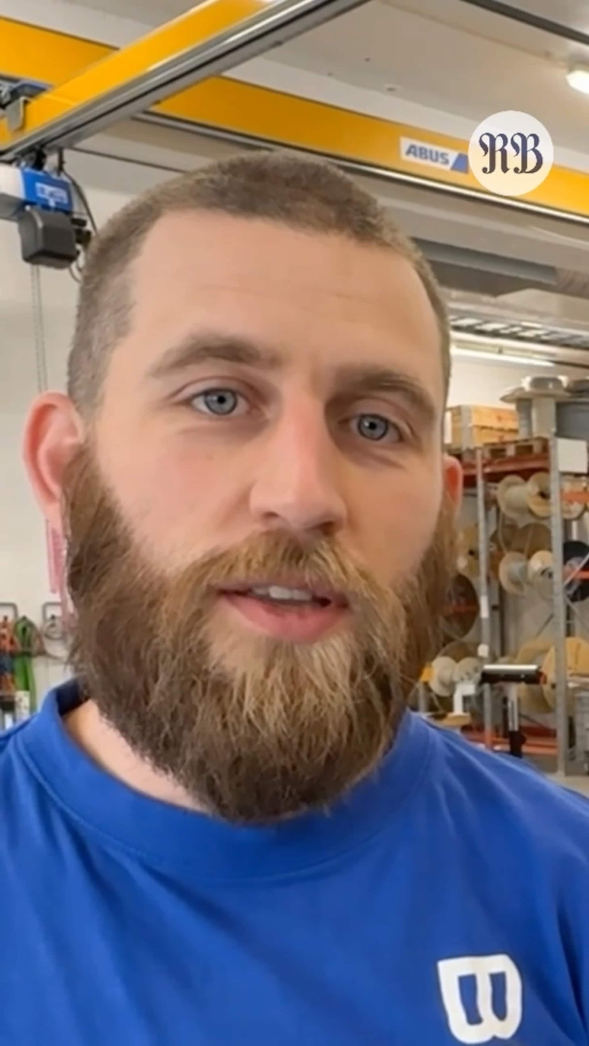 Ett  minutts stillhet på Brunvoll AS for kong Harald.