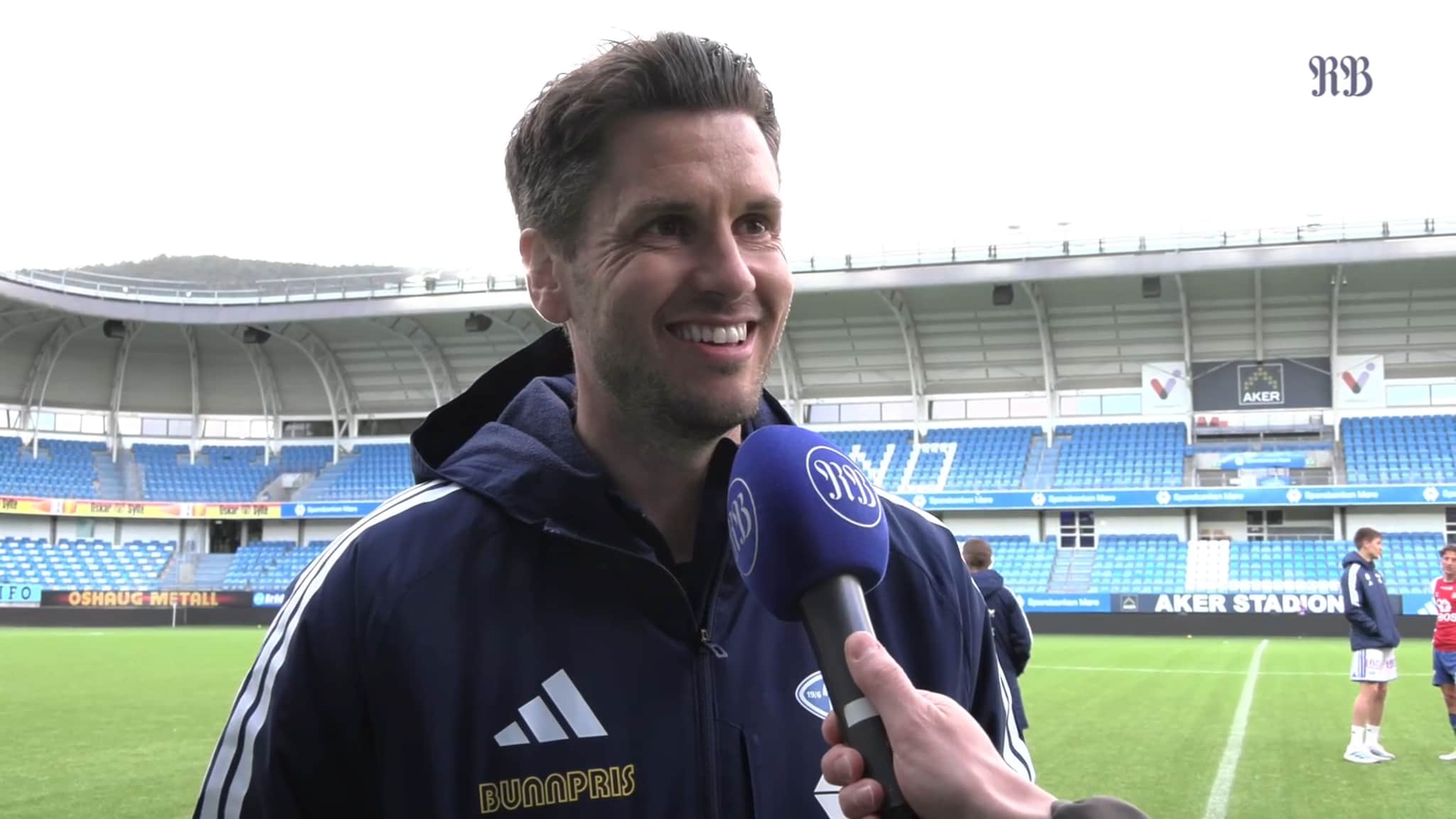 Sindre Tjelmeland etter Molde - KFUM