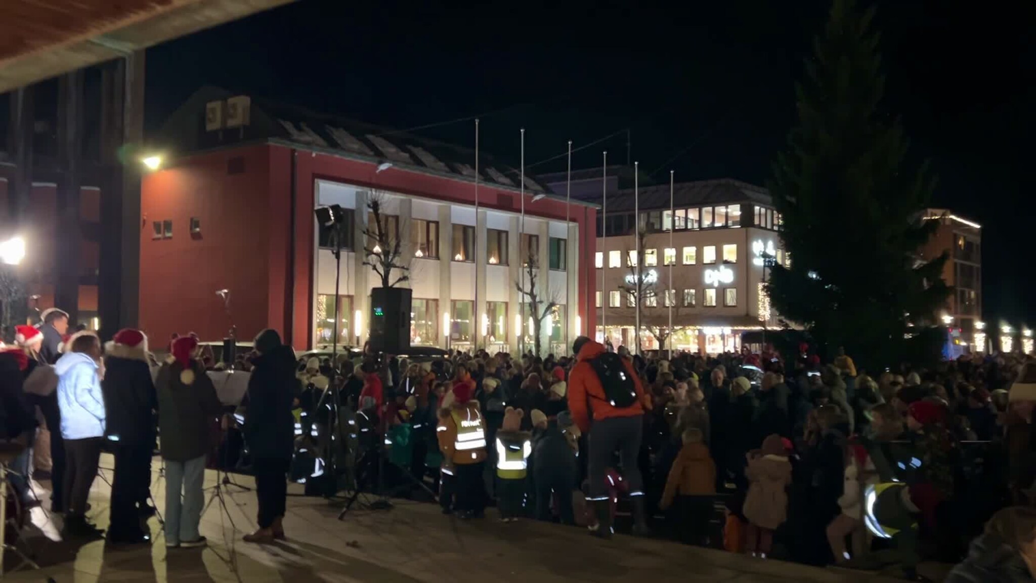 Julegrantenning i Molde