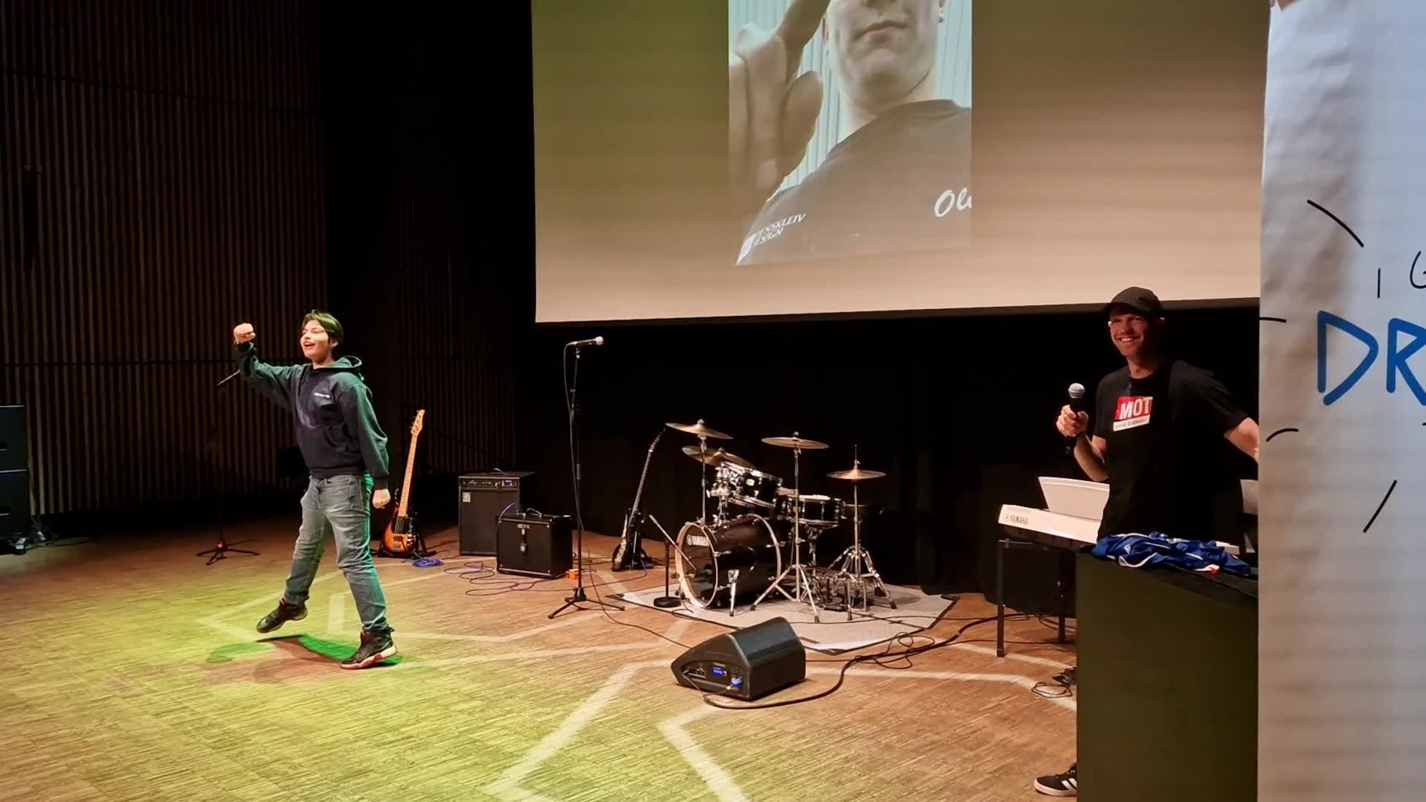 MOTs drømmebuss i Aukra
