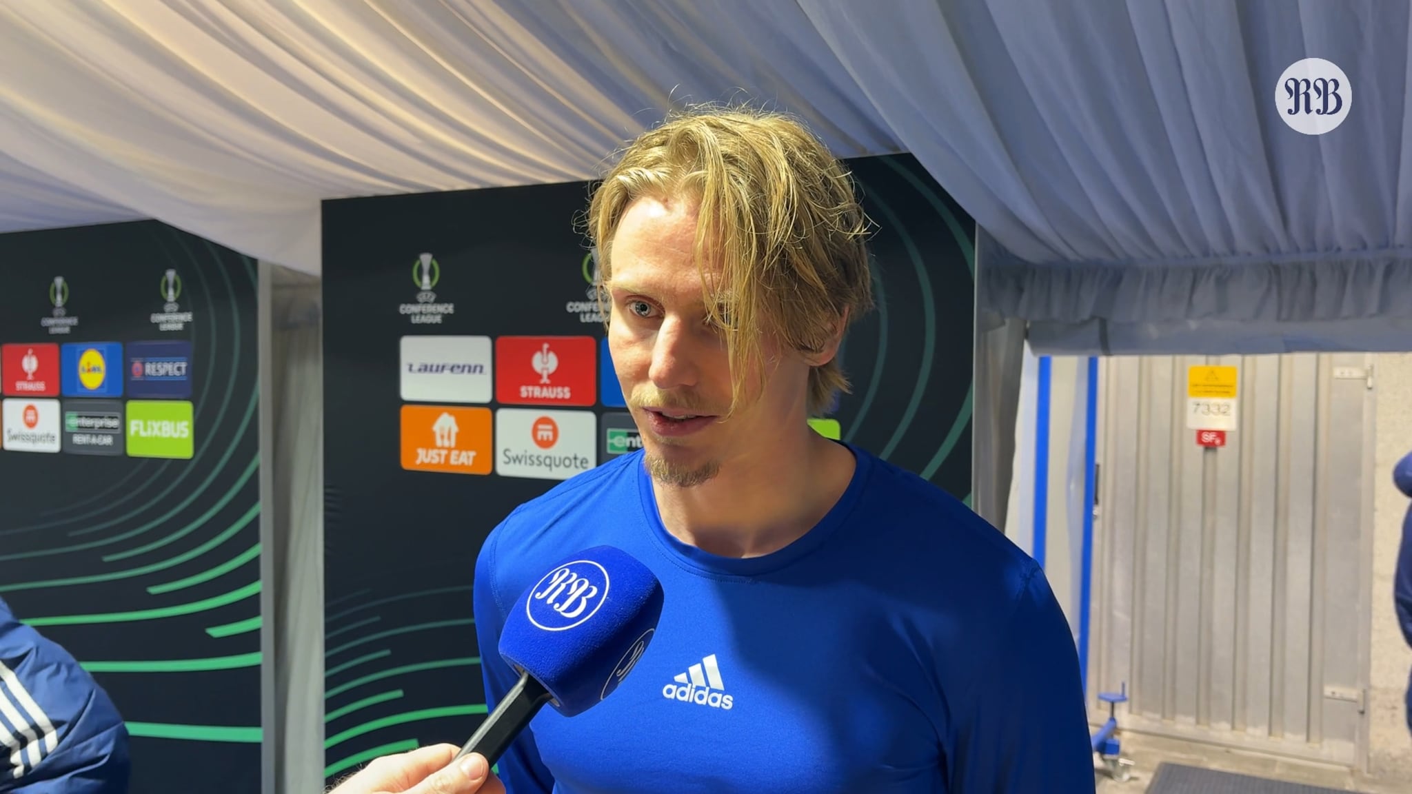 Isak Amundsen etter tapet mot Shamrock Rovers