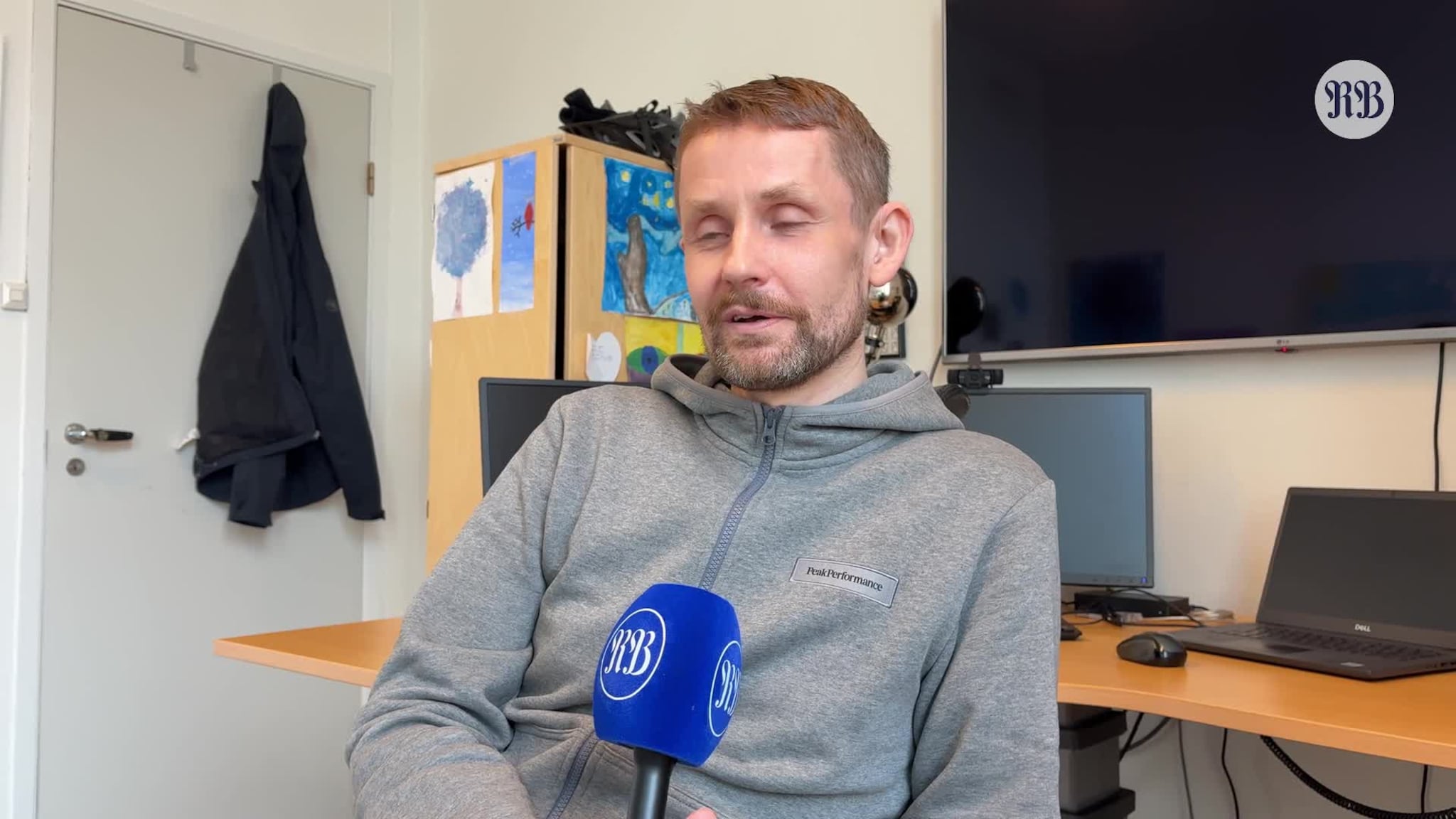 Innedal om absurd og betegnende samtale