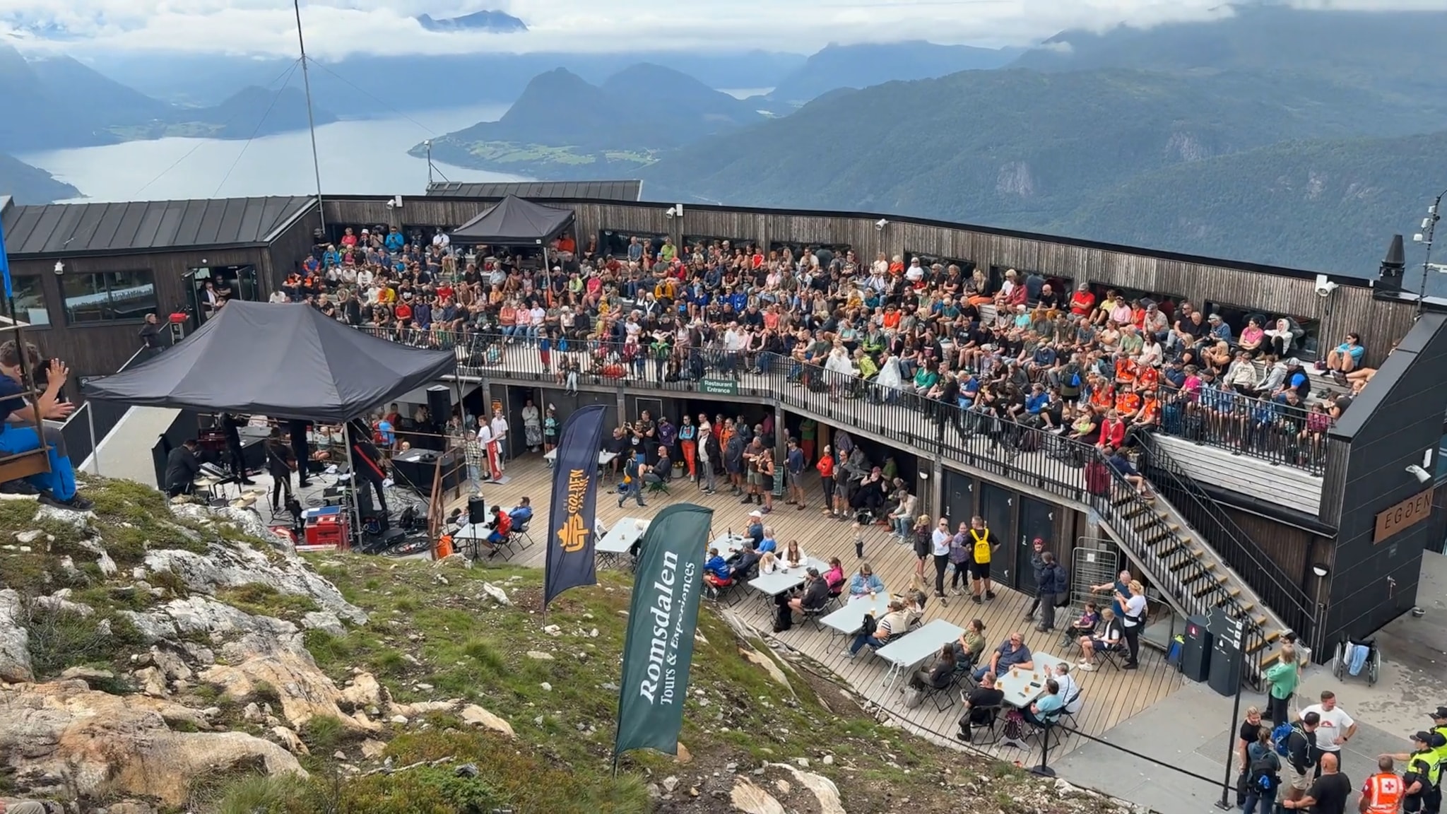 Raumarock åpnet