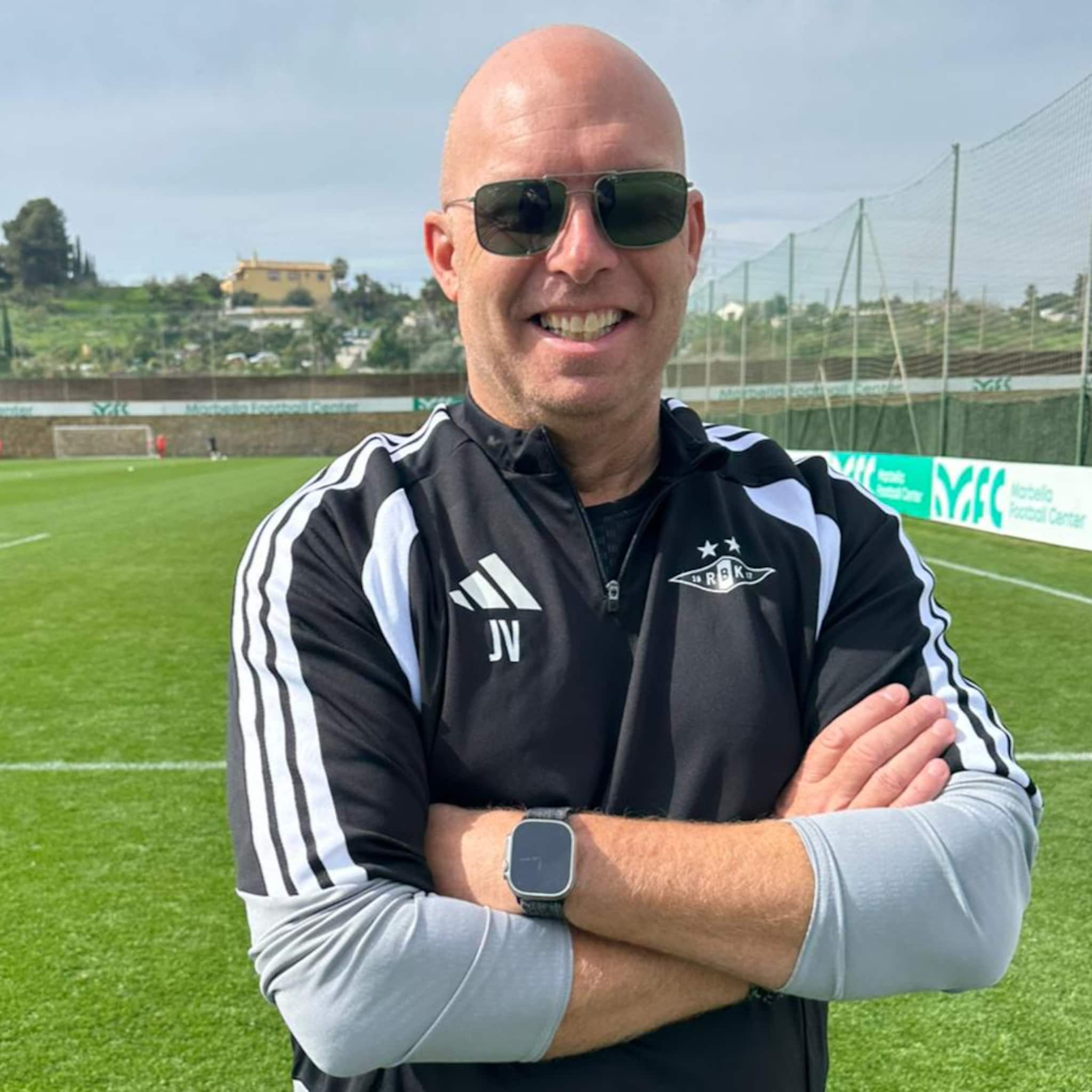 Seriestart spesial og tabelltips: med John Vik