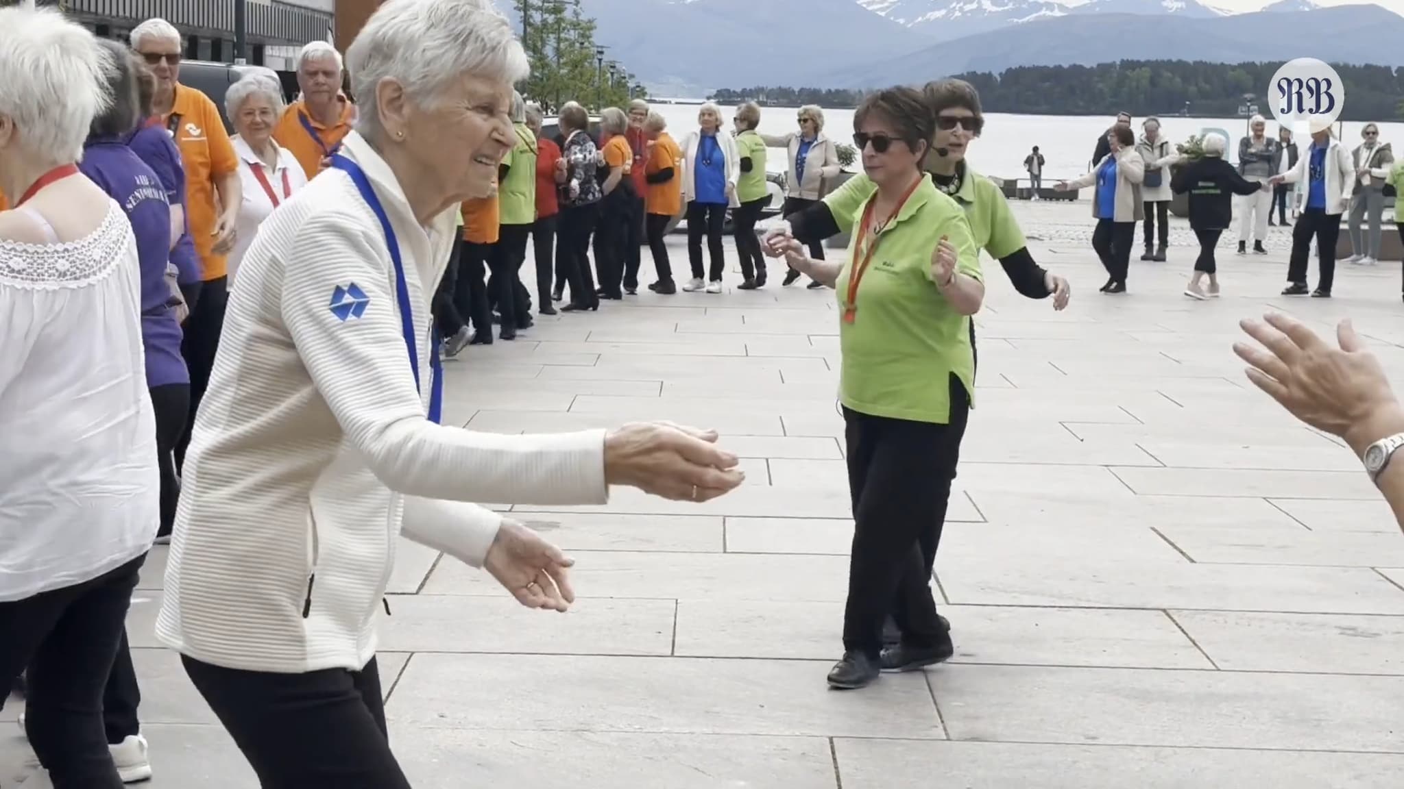 Seniordans på rådhusplassen
