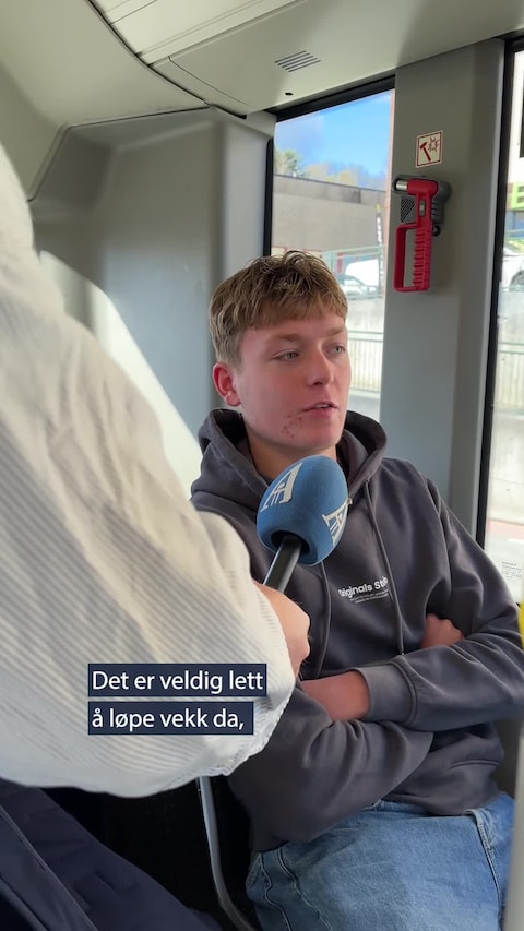 Snike på bussen? Nå kan du bli fysisk holdt igjen