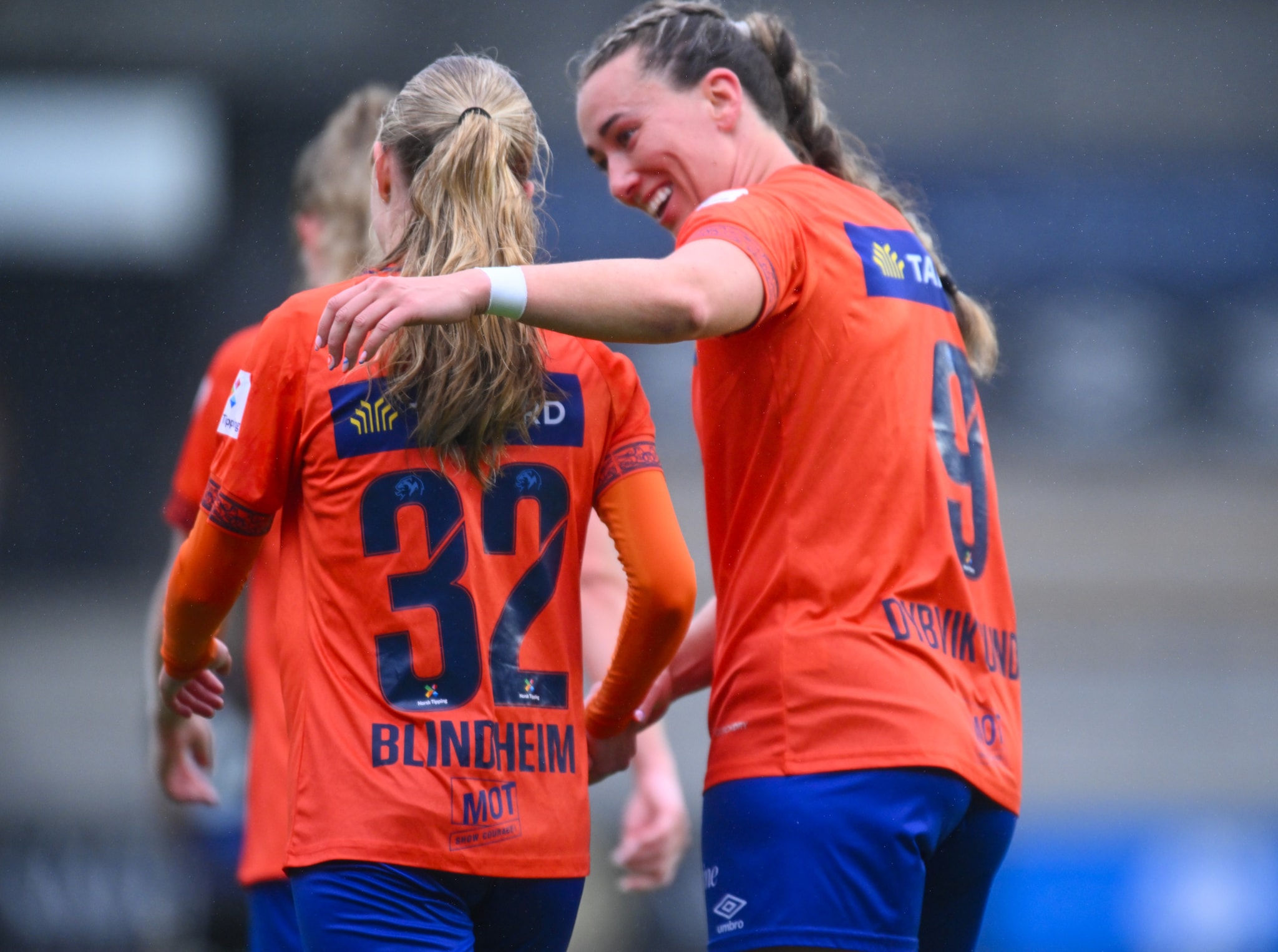 Se Sunnmørsball etter cupfinalen: AaFK - Brann