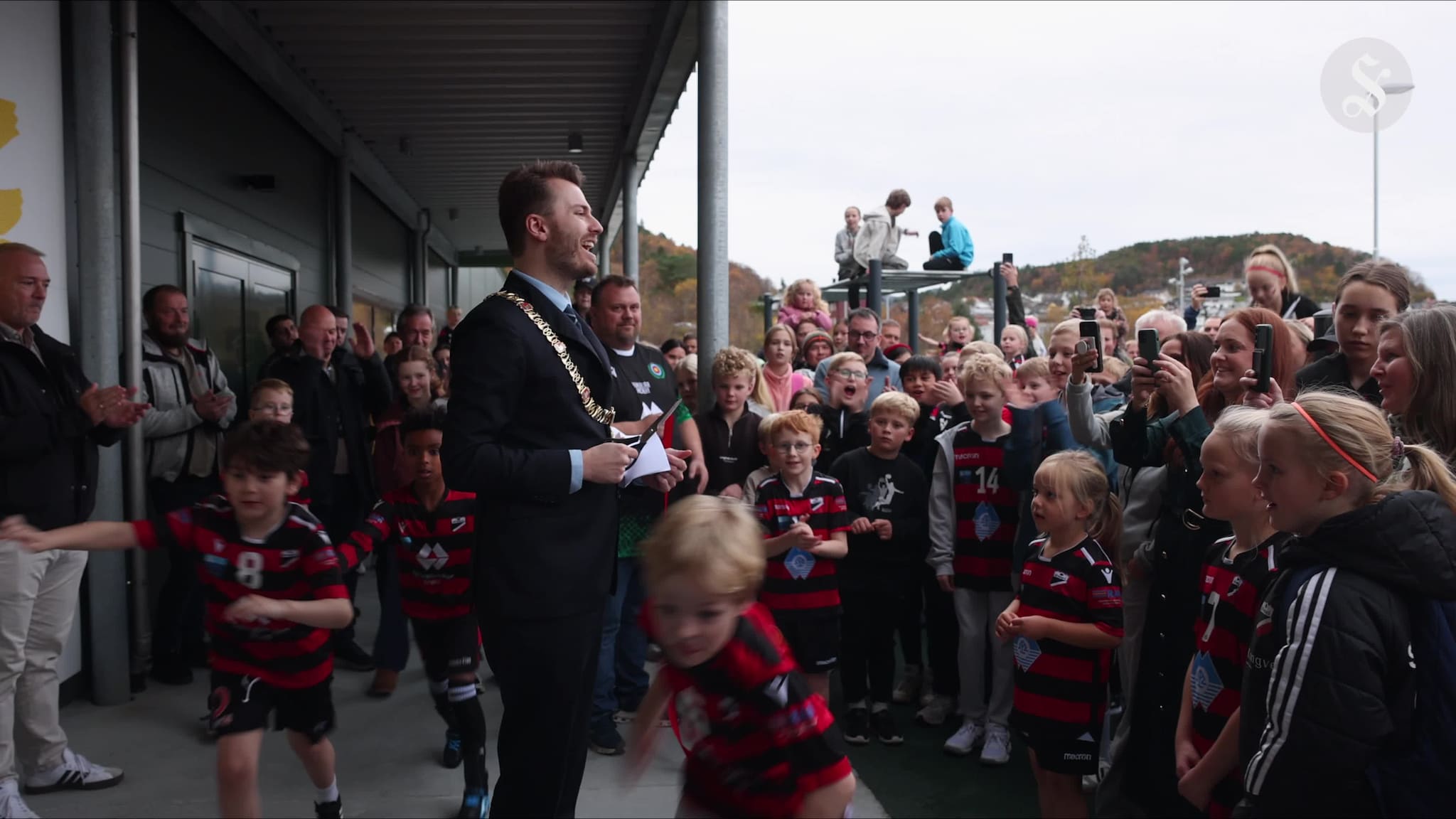 Åpning av Osane idrettshall