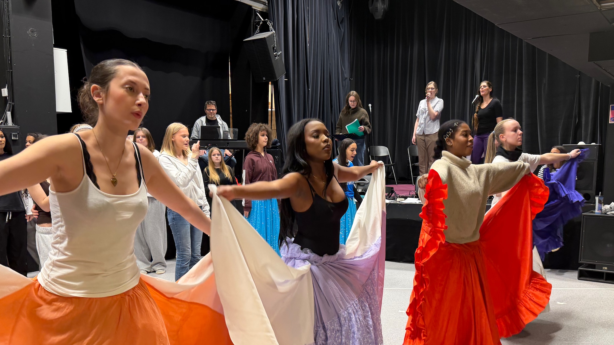 Fargespill fyller ti år