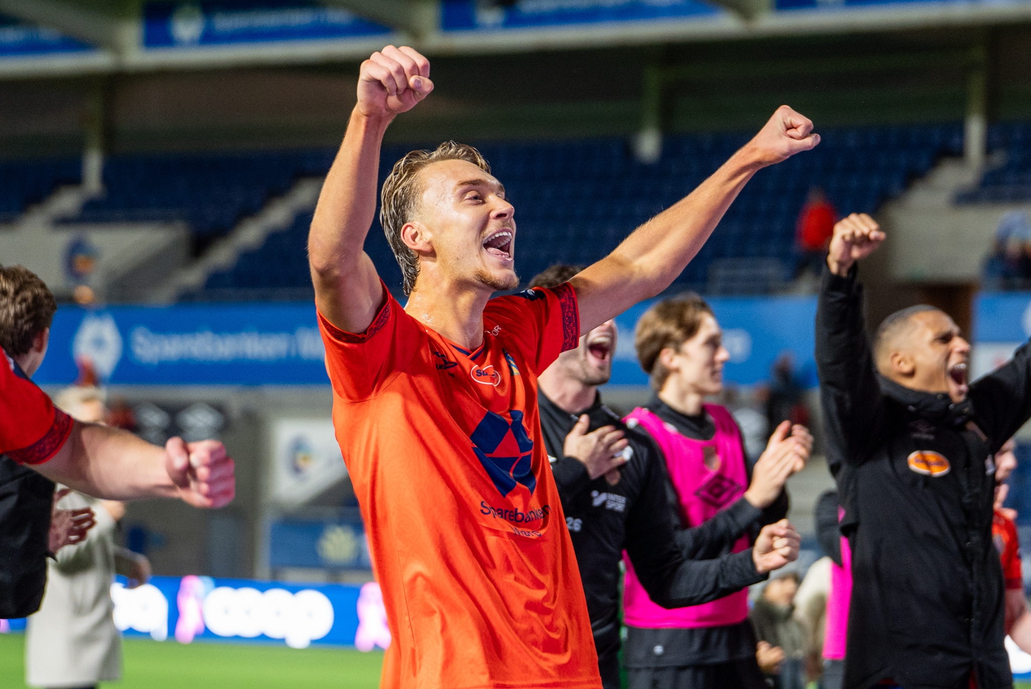 Se Sunnmørsball direkte: Kongsvinger  - AaFK Før kampen-sending