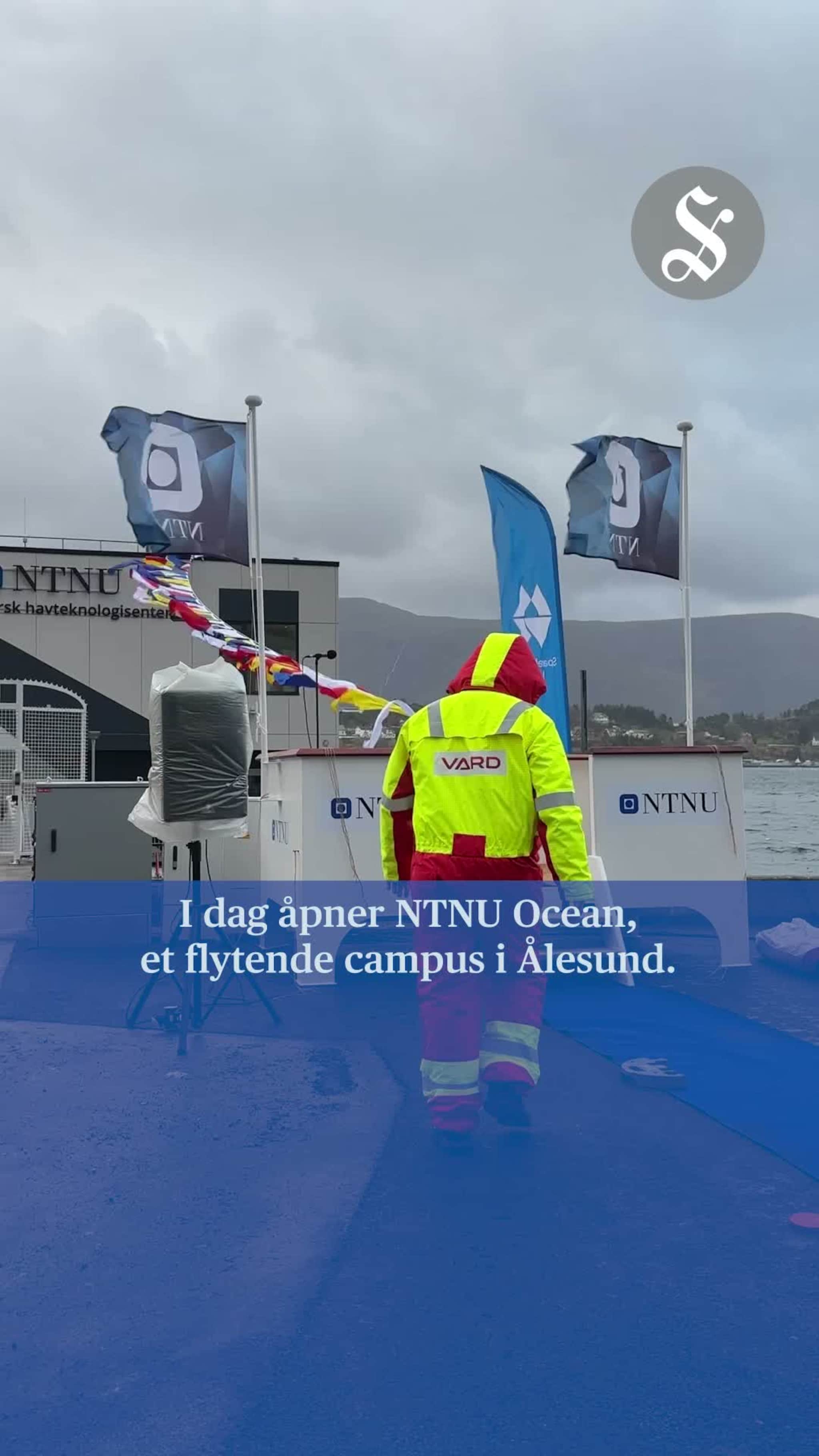 Åpner flytende campus