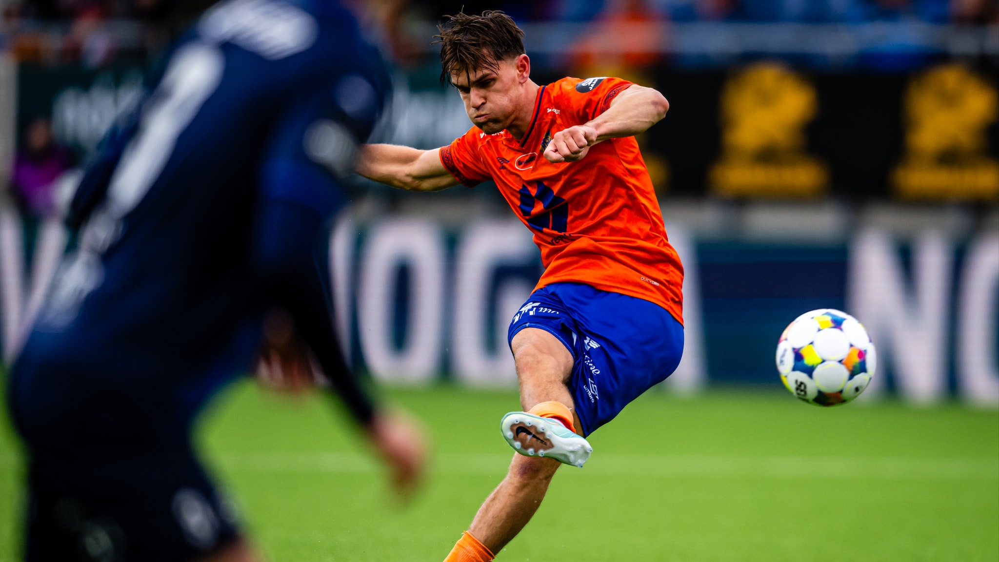 Se Sunnmørsball etter KFUM-AaFK