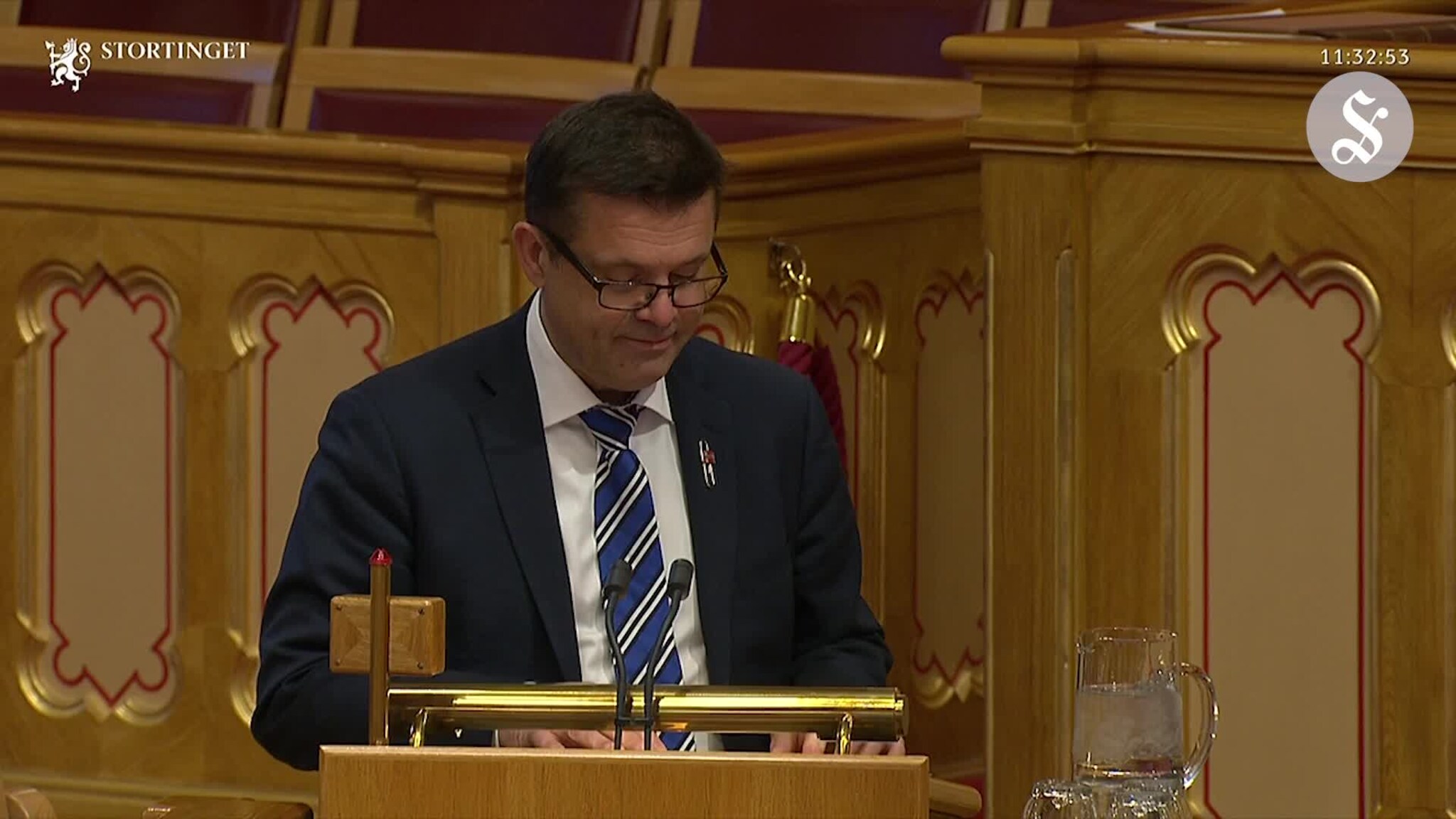 Frank Sve synger på Stortinget