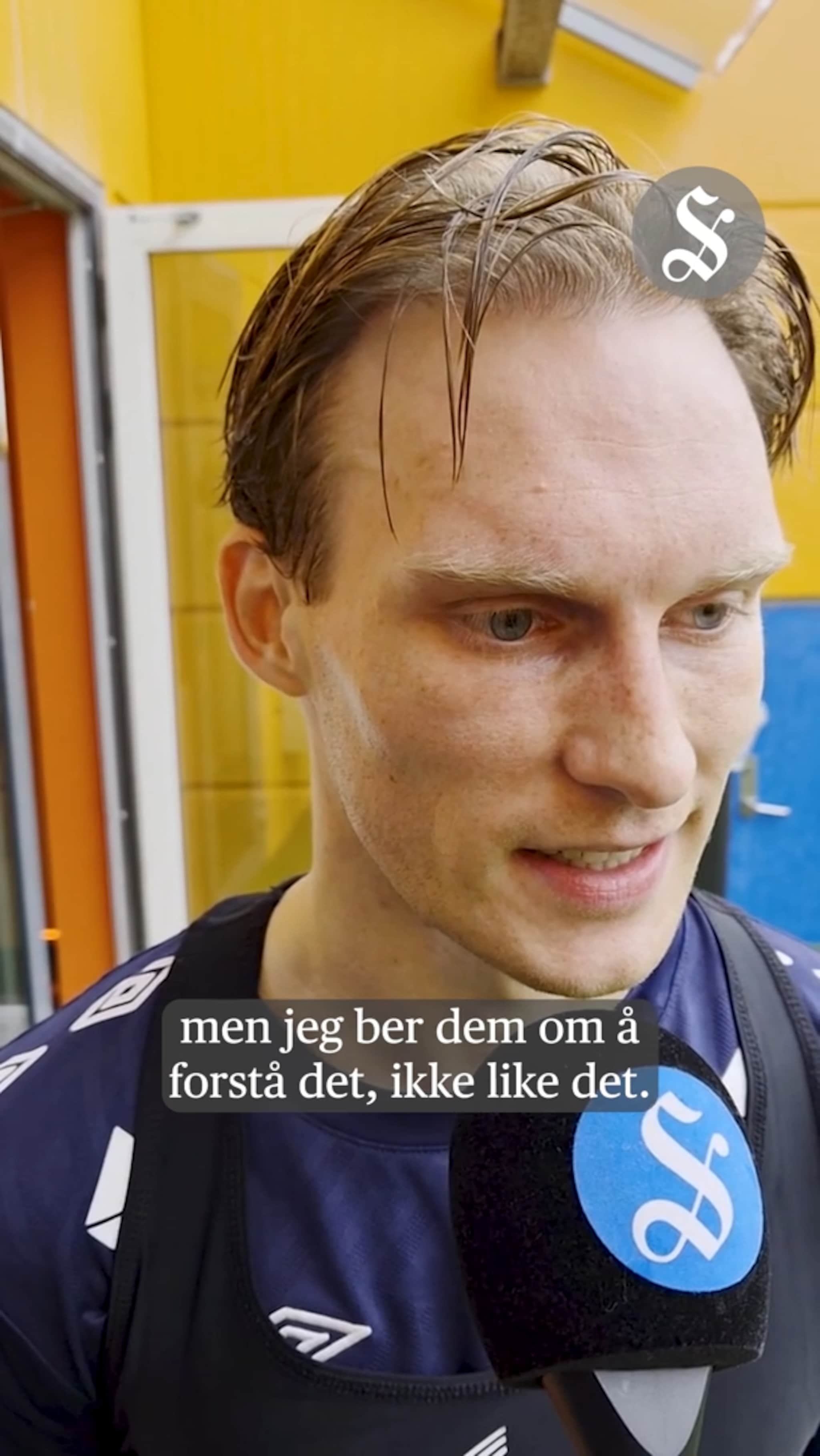 Hødd-supportere raser mot  AaFK