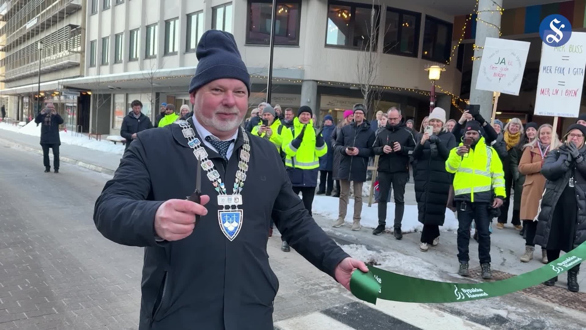 Åpning av den nye bussterminalen