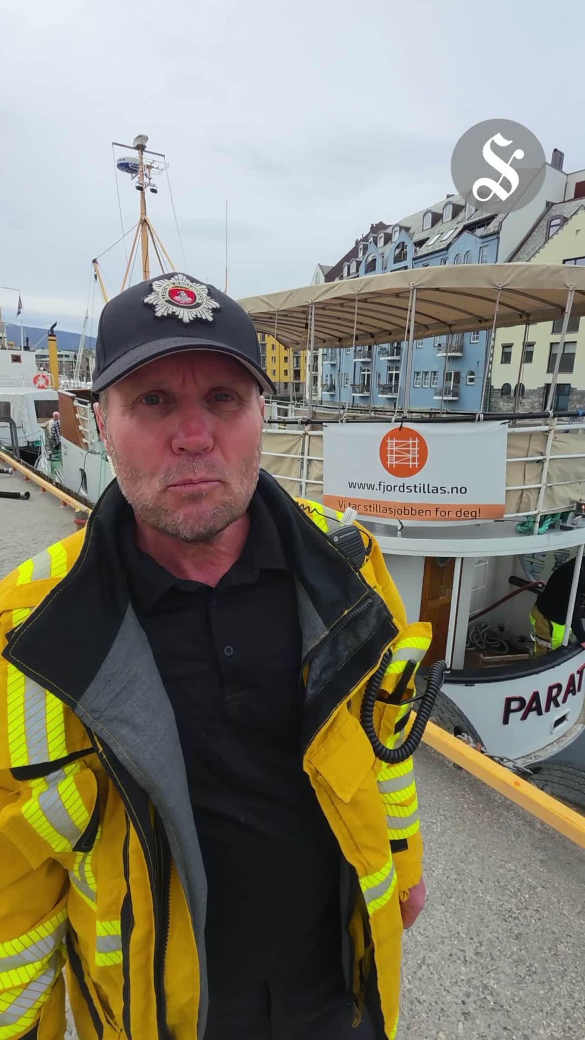 Rykker ut til båt i Brosundet