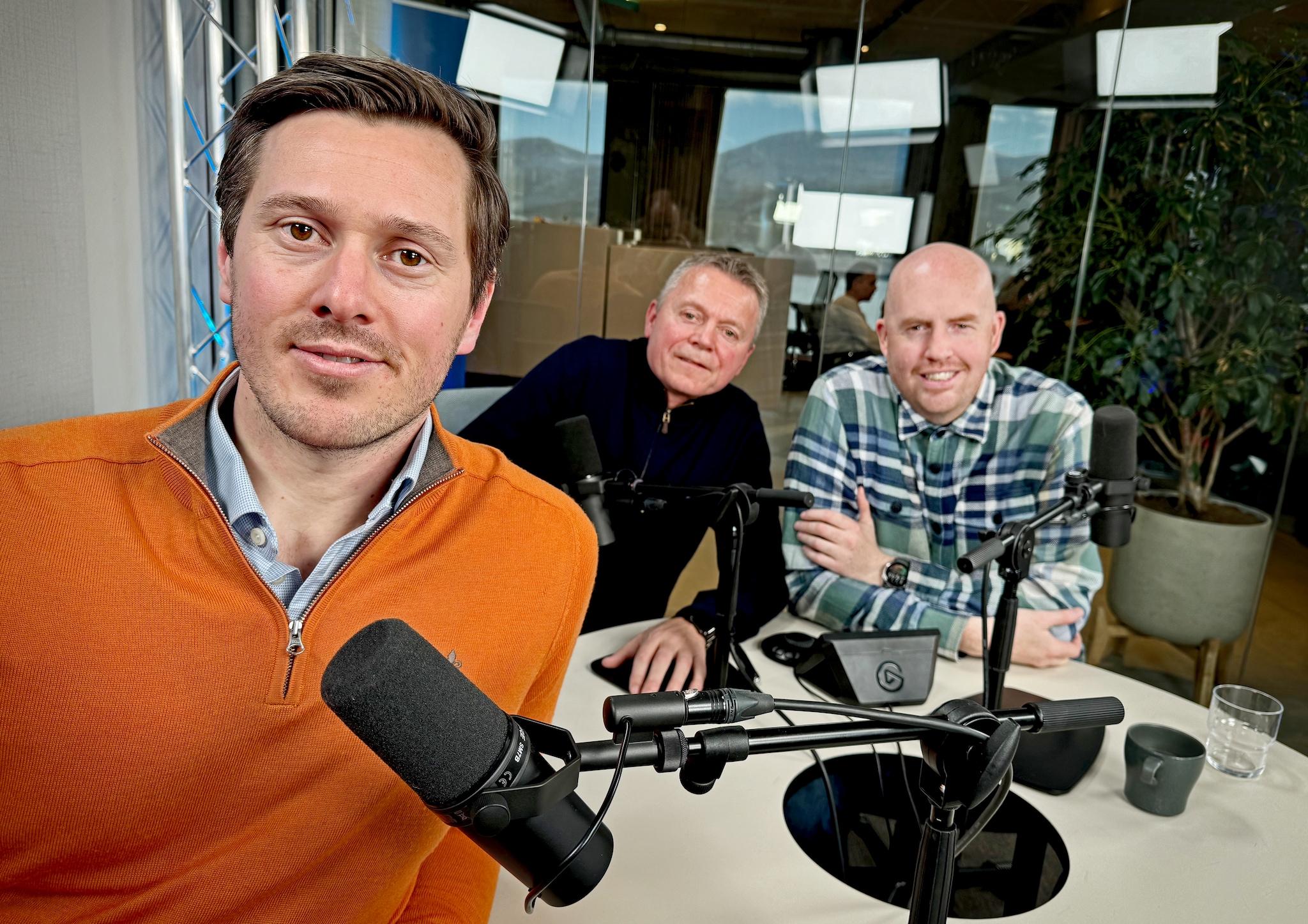 Sunnmørsball med daglig leder i AaFK Tarjei Omenås