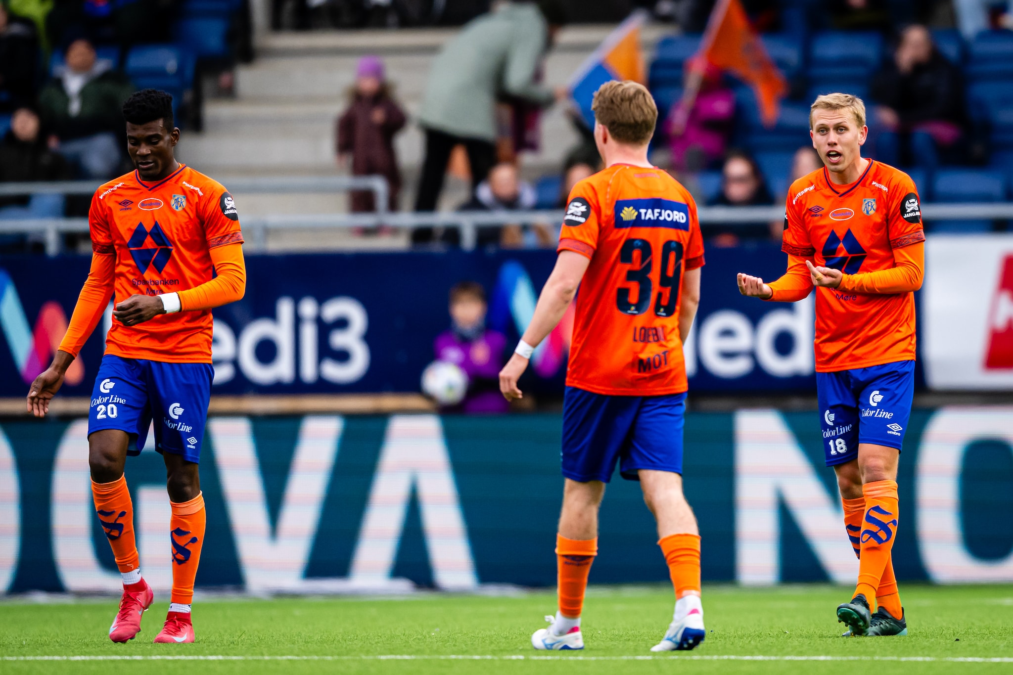 Se Sunnmørsball etter AaFK-Tromsø