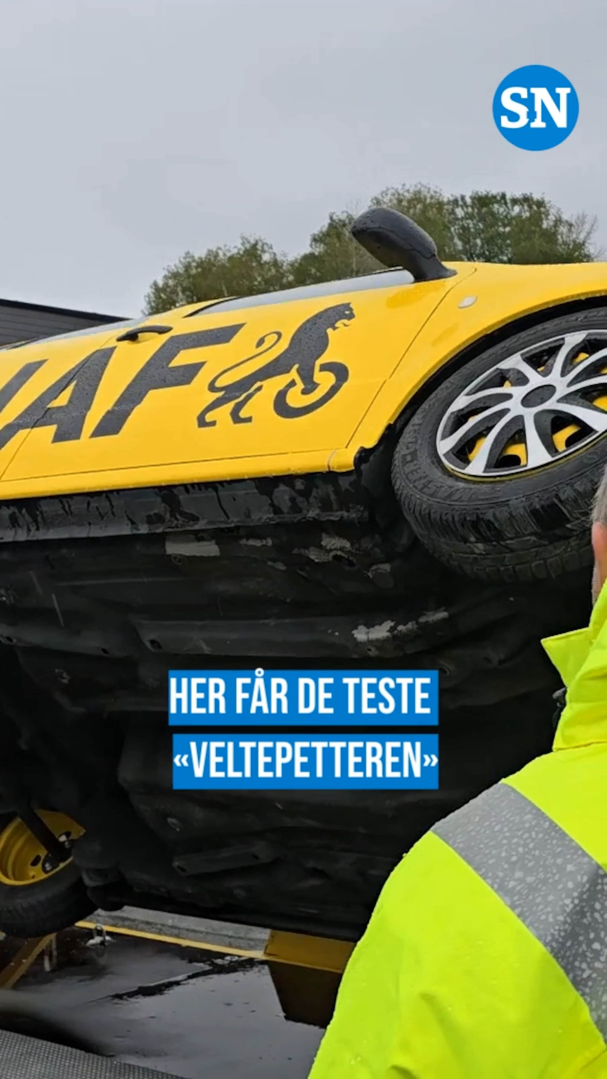 Får kjenne på å rulle rundt med bil