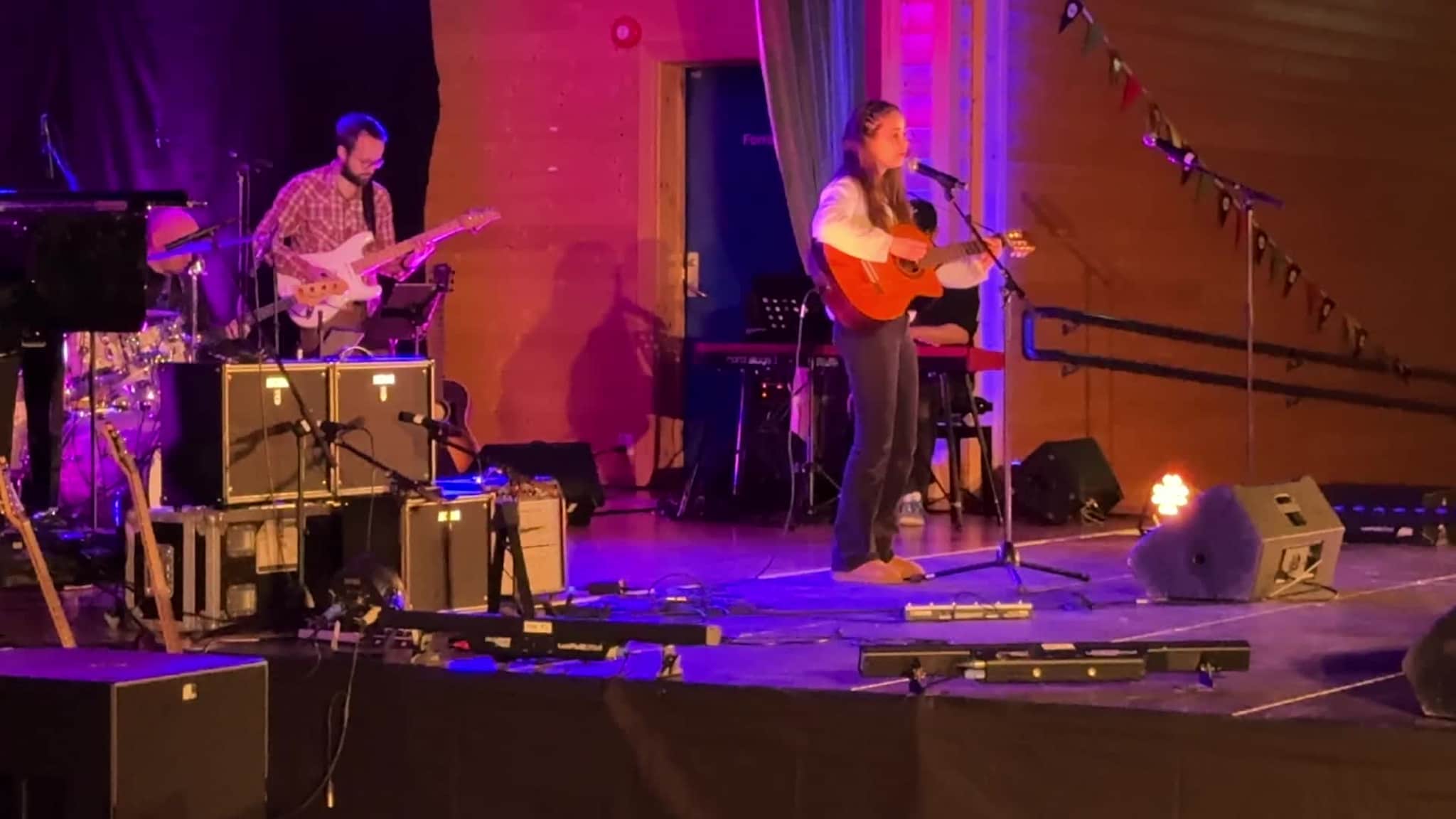 Andreja imponerte med song og gitarspel på UKM