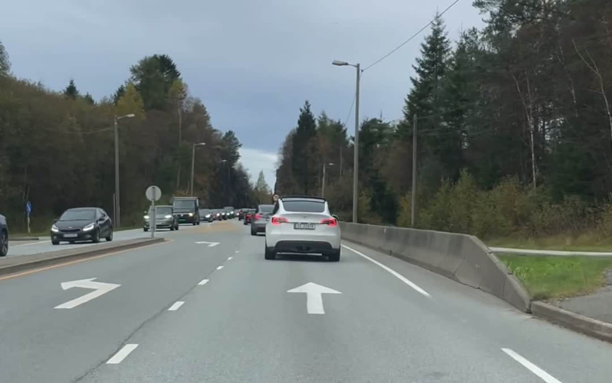 Sirup i trafikken etter E39-smell