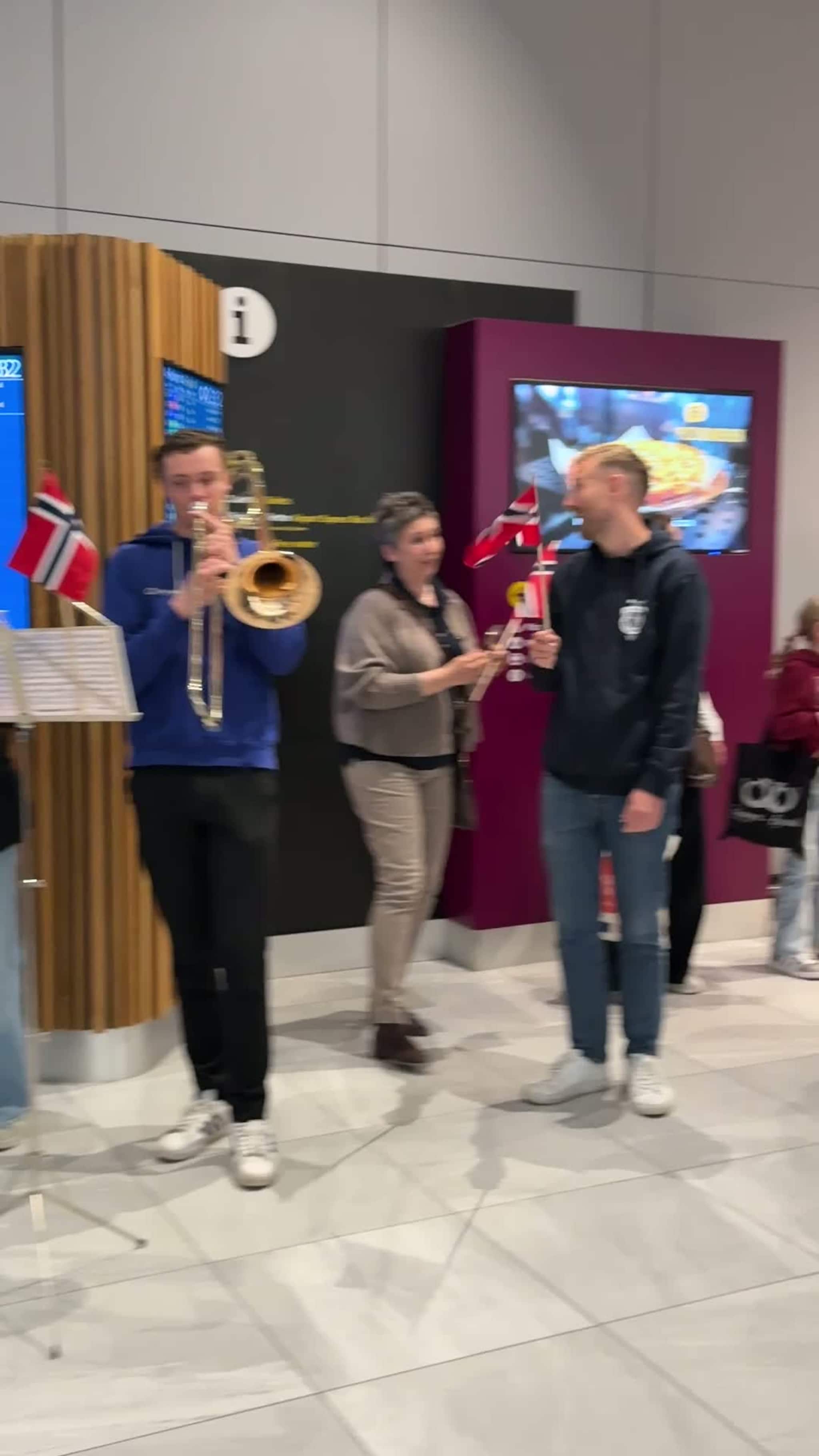 Er det 17. mai? Nei det er HUBB som har vunne EM