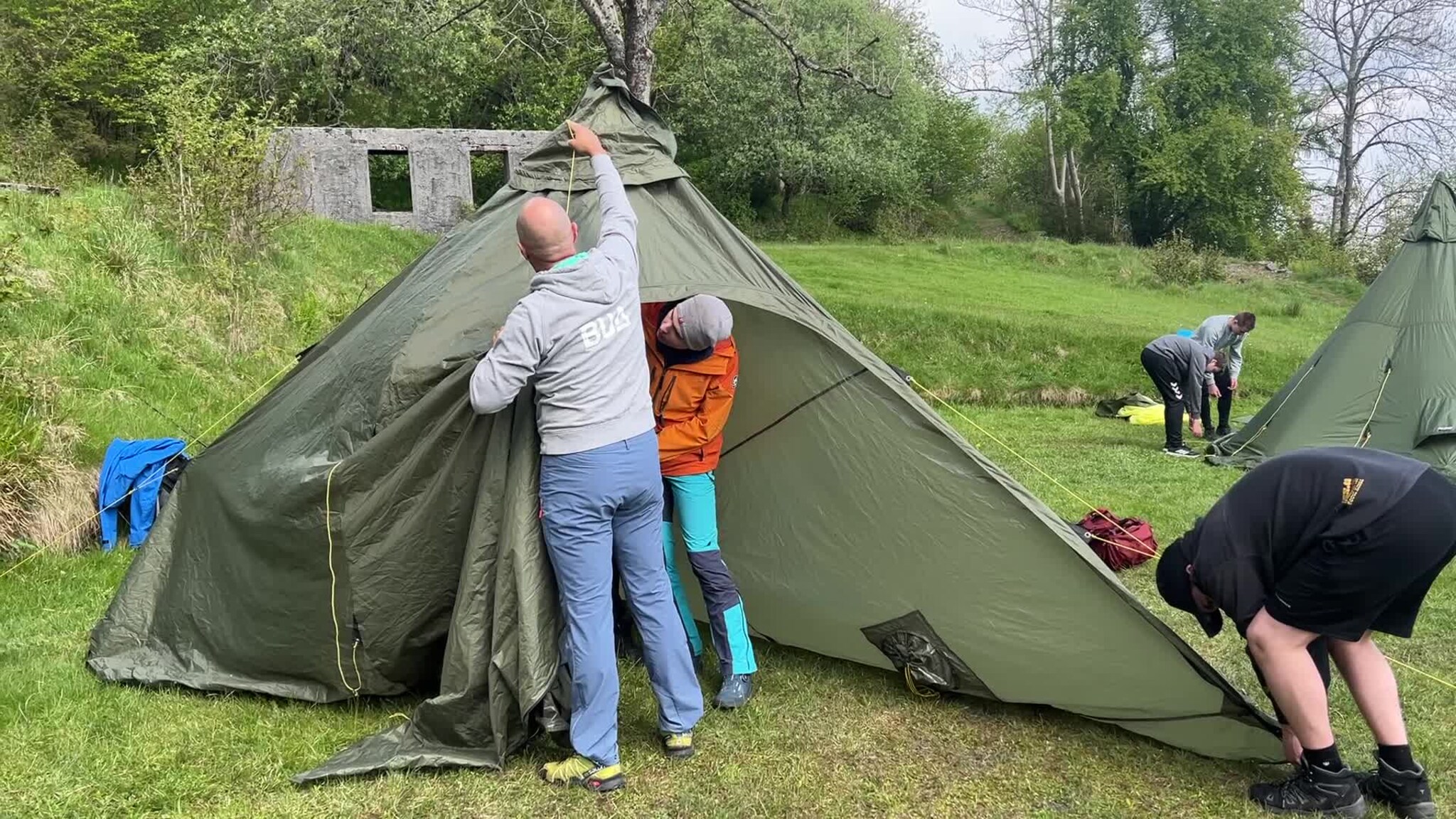 BUA Alver deltok med utstyr og frivillige for å få arrangert campen.