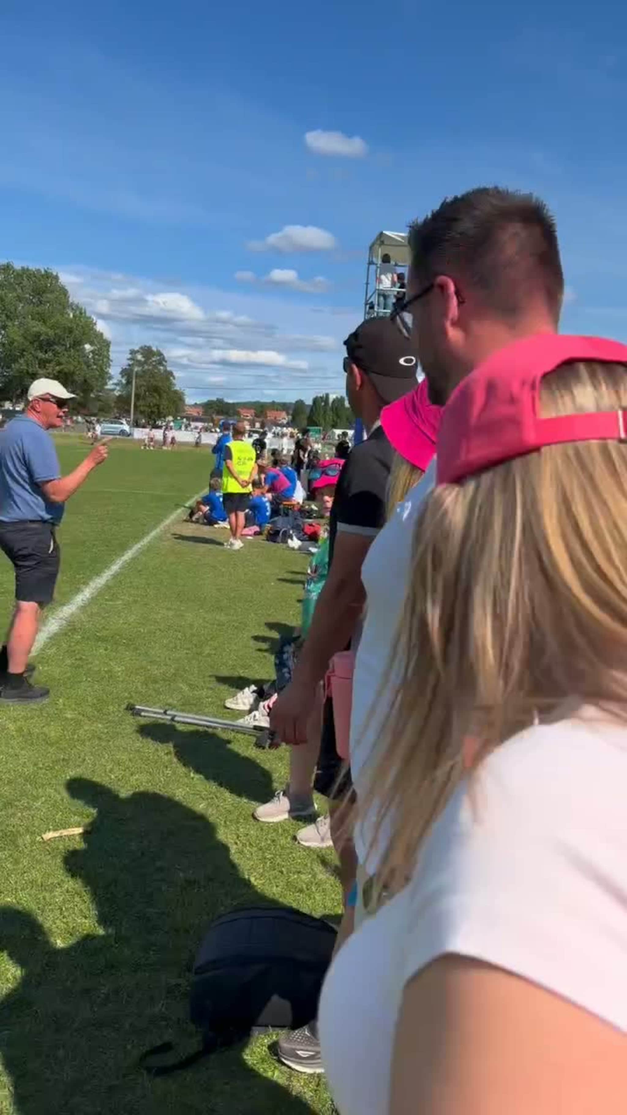 "No skal dei høyre kven som er her!"