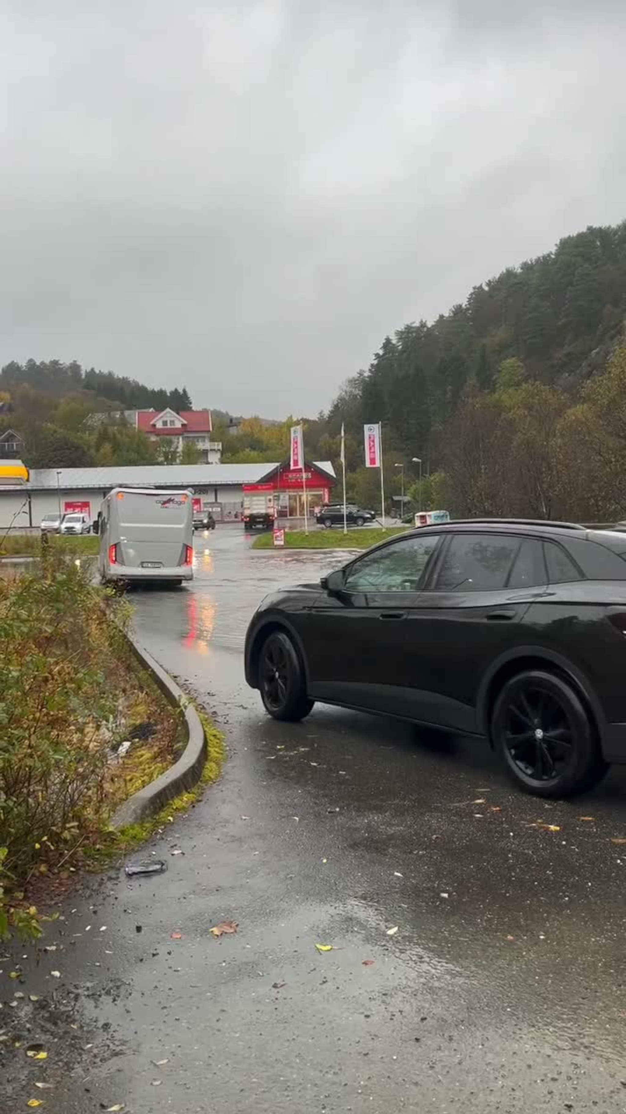 Svømmebasseng i Isdalstø