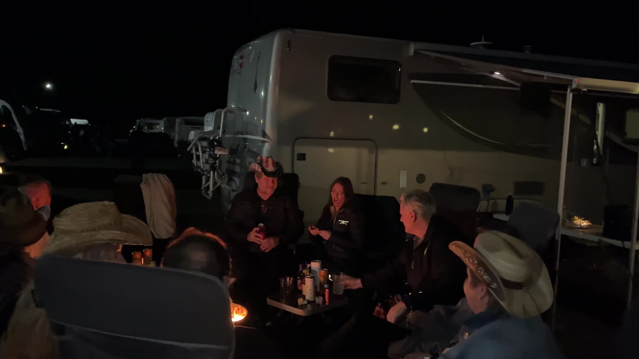 Godstemning i campen